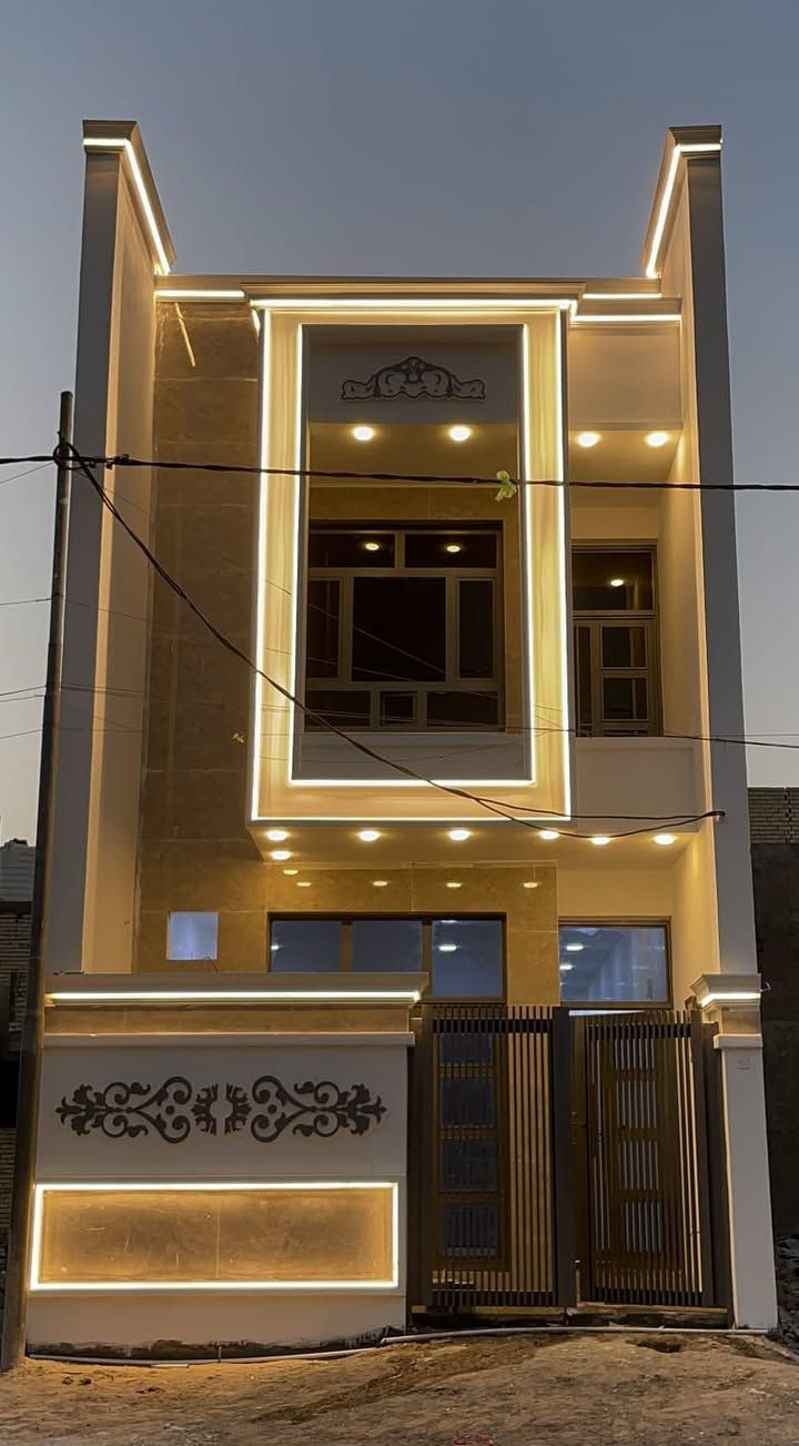 بيت للبيع مساحه ١٠٠ متر طابقين بناء ٢٠٢٦ يحتوي ع غرفتين حولي مطبخ استقبال خدمات بناء طابوك وجه مثل مشوف بل ٩ الف بل ٣ع ١٠  بصوره اي ستفسار اتصال ***********

