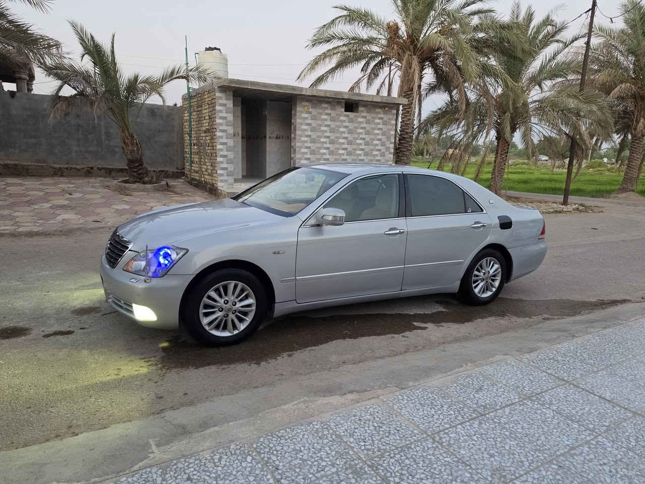 سلام عليكم شاهينه 2004 رقم بصره هزه وسنويه جديده لل2030 سياره قرار 48 مداور ثاني يوم سيارة كصه قماره والباقي كفاله شاصي 82 فول مواصفات ماعده فتحى كير ومكينه حداديه تخم تاير شرط جاهزه عل اخير حبايه مابيه نقص برغي الشراي يتصل غير متواجد عل فيس الرقم *********** مكاني نجف ناحيه الحريه
