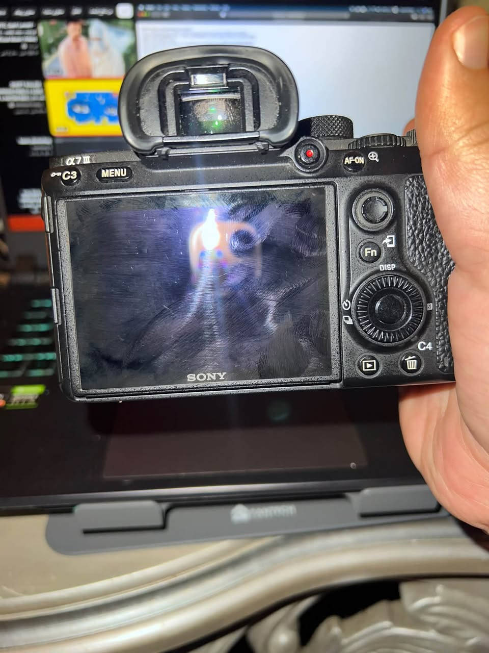 للبيع: الكاميرة الأسطورية Sony A7 III  فقط بدي جسم
للبيع كاميرة Sony Alpha 7 III غنية عن التعريف، غنية عن المدح بالأداء والسعر. الكاميرة نظيفة كلش (استخدام شخصي وكلش كلش قليل  ومحافظ عليها بعناية تامة). خيار مثالي لكل المصورين وصناع المحتوى اللي يبحثون عن الاحترافية بالجودة والأداء.

مستشعر Full-Frame بدقة 24.2 ميجابكسل (BSI CMOS) ينطي تفاصيل حادة وألوان طبيعية وسامعة

أداء ممتاز جداً بالإضاءة الضعيفة (Low Light) بفضل الأيزو الواسع والثابت

اخت الجديدة ابد استعمال كلش قليل 

السعر مليون و٢٥٠ فقط بدي رجائاً لحد يكسر بالسعر فقط الجاد بيها مجال اله 
المكان بغداد السيدية 

***********
