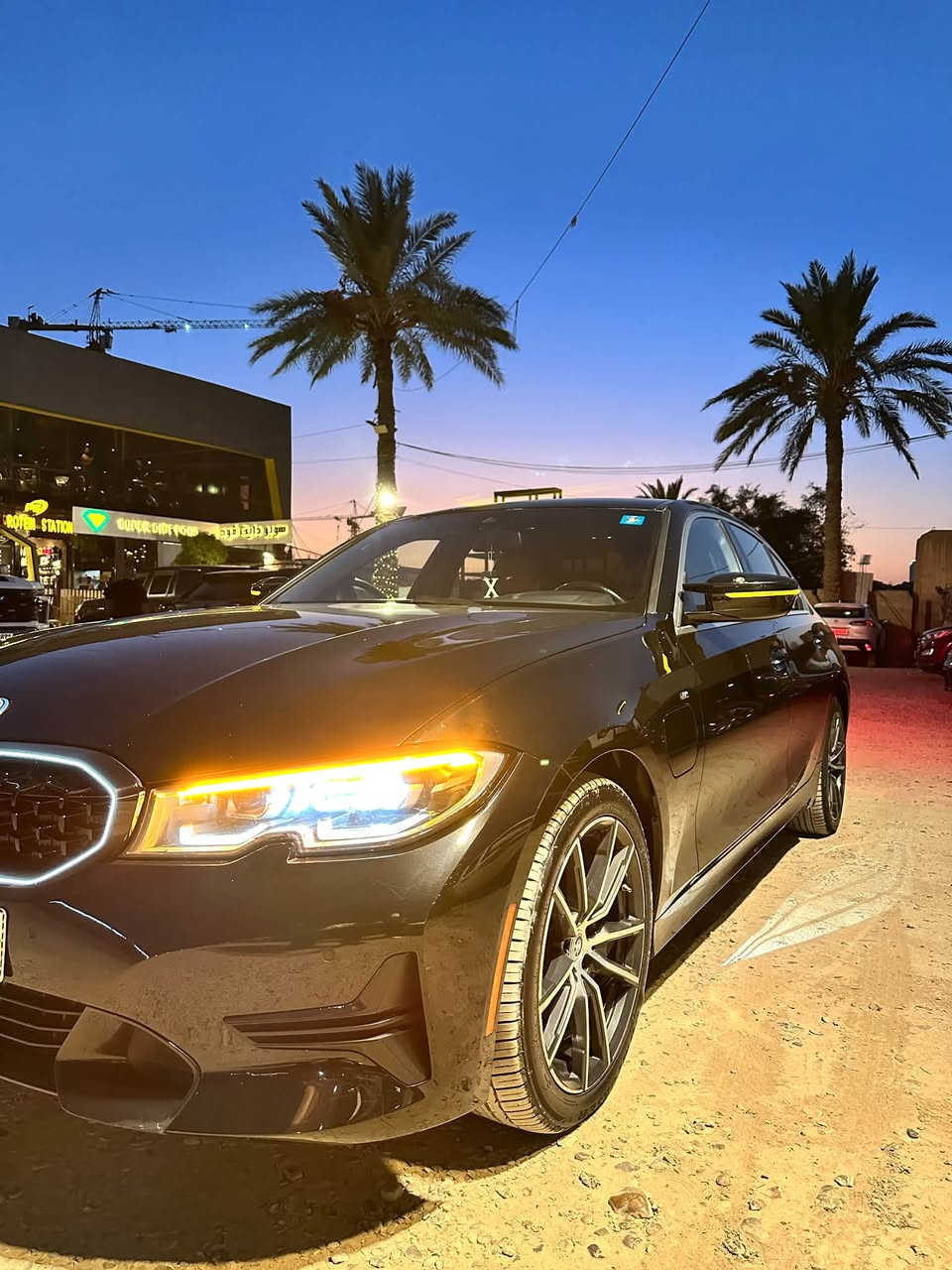 BMW e330 2021
لون اسود بغداد بأسمي 
1/1 فول للاخير
فتحة سقف
رادارات امامي خلفي جانبي
اوتو هولد
تحديد و المحافظه على المسار
مثبت سرعه
انظمة قياده SPROT/SPORT+/ELECTRIC/ADAPTIVE
اوتو ستارت/ستوب 
اوتو بارك اصطفاف ذاتي
تدفئة كشنات اماميه 
درگه هيتر 
تحكم تبريد خلفي منفصل
اضائه داخليه امبينت لايت
اناره بيدات الابواب خارجيه مع ترحيب اضائه على الارض ايضًا
و باقي المواصفات المعروفه
رقمها حلو و بغداد 
اي ضربه مابيها ضررها غرق بسيط للدوسه ووصلت تعمل وتسير كل كهربائياتها شغاله اي شي ممبدل بيها كل العقول مكفوله اي مسج ممشتغل بيها كلشي مابيها نقص 
مكانها بغداد زيونه 
السعر 22000 وبيها مجال 
***********
