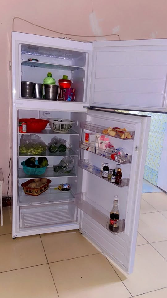 السلام عليكم ثلاجه جديده ستخدام قليل حجم كبير تجميد فول للبيع سبب البيع تغير مكان ستفسار اكثر مراسله صفحه او تصال ع رقم ‭***********‬مابيهه كل ضرر
