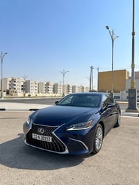 لكزس ES300h • هايبرد • رقم بغداد