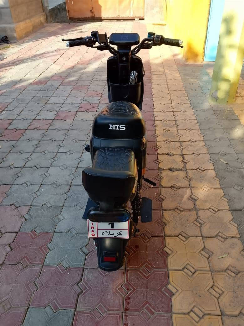 باسكلات شحن  البيع كاملات وكلشي ما بيهن بطاريات جدد بعدهن باسكلات شحن  البيع كاملات وكلشي ما بيهن بطاريات جدد بعدهن.                                                            900H(سعره (375 وبي مجال 
مكان كربلاء الحر منطقة الجماليه 
والثاني سعره 300وبي مجال 
رقم ***********

نص مكتوب في الصور:
- سعره 300 وبي مجال
- سعره 375 وبي مجال