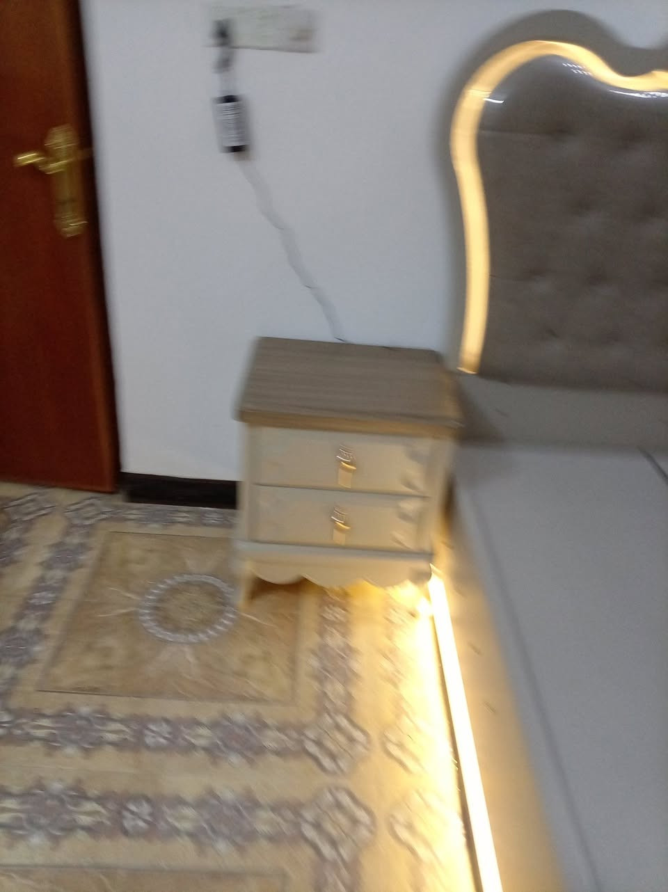نجار غرف نوم تركي صيني عراقي معا كادر فني تركيب وتصليح جميع انواع غرف نوم تركي
*********** واتساب
*********** واتساب
معا كيه حمل نقل جميع محافظات
صيانه غرف موقعي نجيك بيتك
