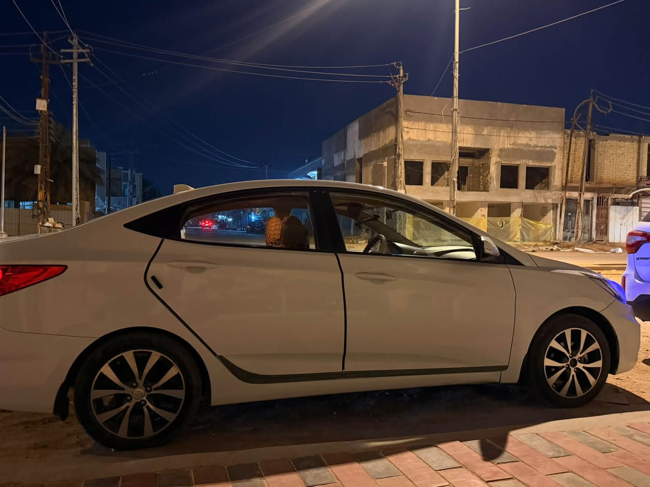 السلام عليكم هونداي اكسنت 2015 خليجي مكفوله كفاله عامه محرك 1600قطرتين دكشن عالي كامل مواصفات فتحه تحكمات شاشه ويل كروم السياره جديده بمعنى الكلمه مكانه بابل شارع 60 للاتصال والاستفسار ع الرقم (***********)
