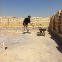 أعمال شاقة • تنضيف بيوت • نقل غراض