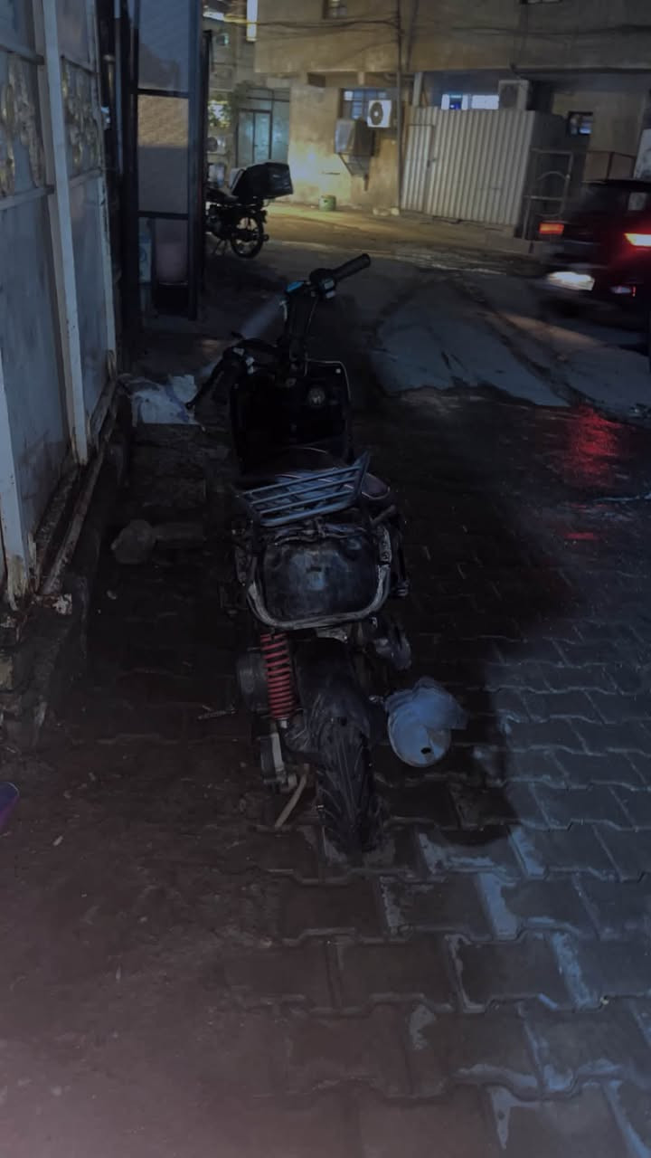 السلام عليكم دراجة ماكس عدله ب300 وبيها مجال شي بسيط يجي وياها بكلايت وكفرات زرك ودشبول امامي تحتاج ترتيب مكاني بغداد الاعضمية ***********
تواصل واتساب
