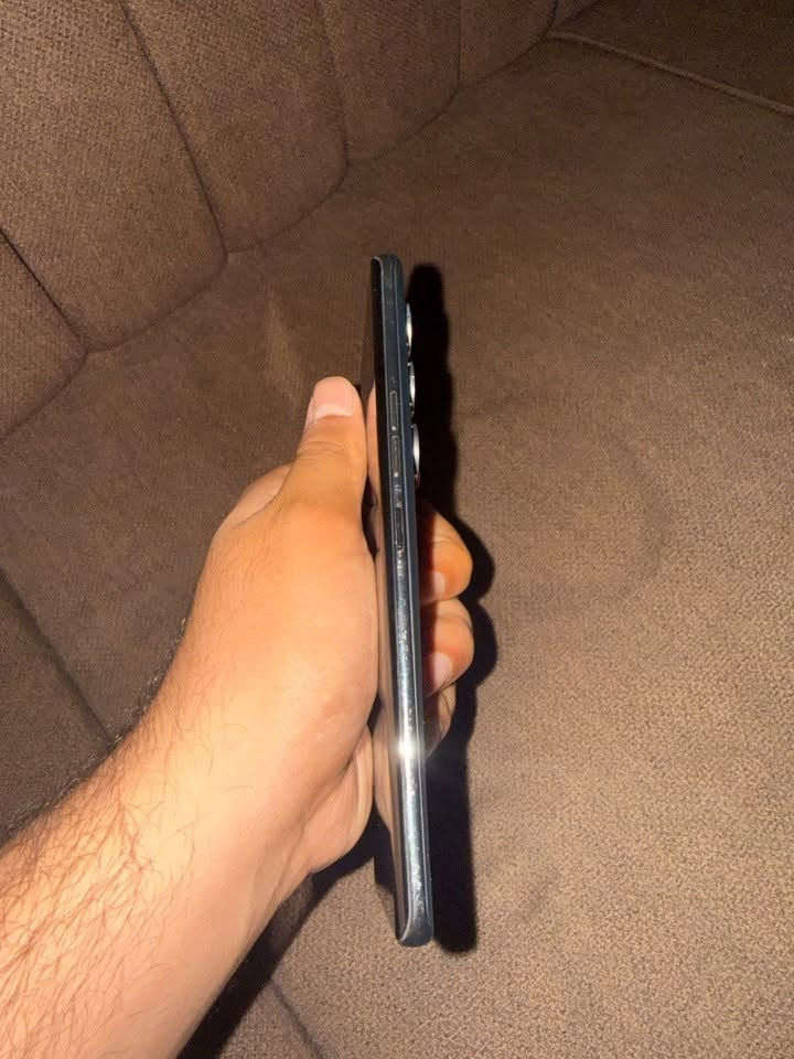جهاز تكنو ٤٠ برو فايف جي جهاز حيل نضيف ادفع سعر عجبني ابيعك بدون ملحقات واذا احو معارض ايباد هم اعارض *********** واتساب م/جهاز بس دكمه مال طفي ولتشغل واكعه ومعوضهابوحده 
 سوده فقط
