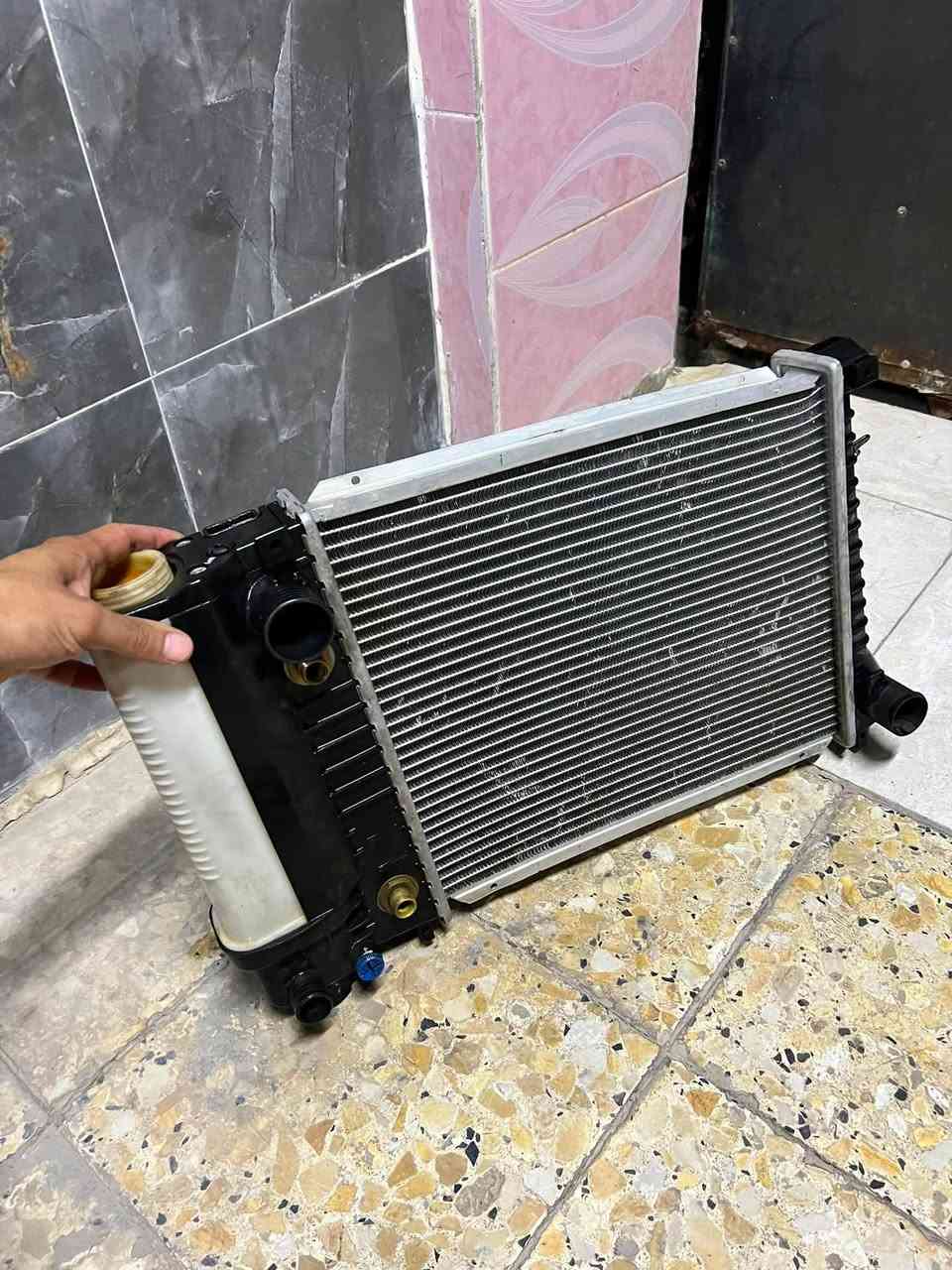 راديتر e30
سعر٦٠الف
توصيل موجود ***********

