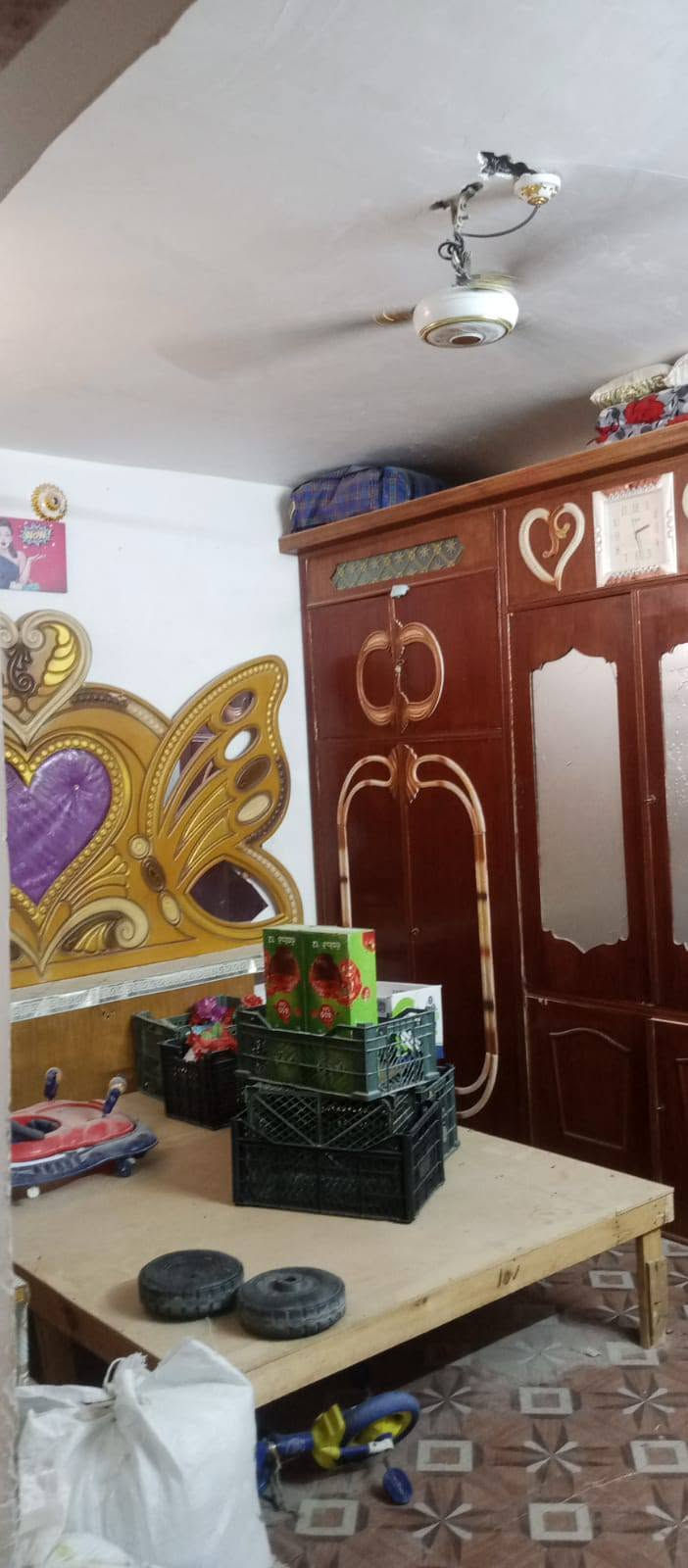 طابقين • ٣ غرف • محل خارجي