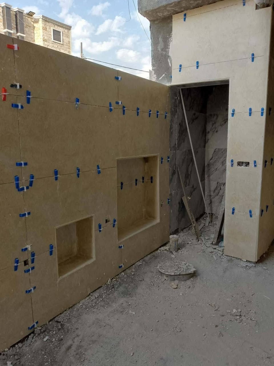 خلفه سيراميك متفرغ اشتغل مجمعات سكنيه بيوت اهليه وشغل تسليم مهندس ومضبوط
***********خط بدون واتساب 

***********واتساب
