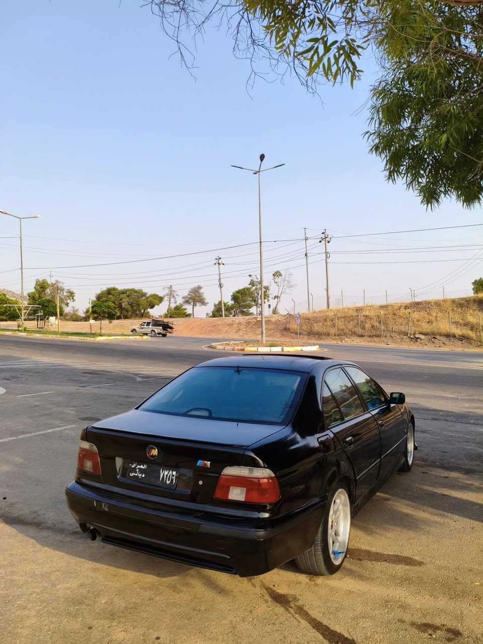 ماشاء الله له ماڵی هەموو لایەک
🦅BMW/1998/528Ai🦅
ئاڕم دهۆک ماڵی مەدەنی بەشەرت 
شتی جوان و راقی دانسقە لۆک لۆک 
دەحەمی پێشو دواوەی M لۆک سەیارەکە کامل M
تەبرید بەشەرت 🥶
گەرمی بەشەرت😰
سڵایت بەشەرت دەحمو لێدراو موسو بڕاوە بەشەرت  بەگ لایت شکڵ لید لایت ناو ڕەش 
کارەبای بەشەرت پێشو پشتی بەشەرت دەبلو دارو بەردی بەشەرت هەتا بڵیی نەرمو خؤشە /هەیکەلیکی هەتا بڵیی جوانو رێکی هەیە 
 گێرو مەکینە بەشەرتی ١٠٠ فیتەر  دوکەڵو بوخار بەشەرت/ 528Ai تاک دیجیتاڵ زۆر بەقوەتە هەتا پێیپانێی پێی خۆشە  ئؤفەری ژێر لاق مازبوت بەنزین زۆر کەم دەخوا /کامل سێرفز کراوە/پلاک نۆزڵ مەسفی فیت پەمپ ڕۆنی گێڕو مەکینەو ئەکسلی تازەیە   کوشن جڵدی ڕەشە زۆر جوانە شاشە ئایپادە /  ناوی لە دەرئ جوانترە  
سەیارەکە پێویست بە وەسف ناکا 
دەحامی بۆ دەحامی بەشەرت لە رەسمەکان جوانتر نەبو هەقی رێگات حایدی من لە ماڵەکەی خۆم بئ منەتم 
هەمو شتێکم بە وازحی بۆ نوسیوی  
نرخەکەشی 45 گەڵاو محامەلەیەکی برایانە 
گۆرینەوەش ناکەم تەنها بە پارە 
ئەوەش ڕەقەمی ساعێبیتی تەلەفۆنی بۆ بکەن 

***********
*********** أربيل, العراق

