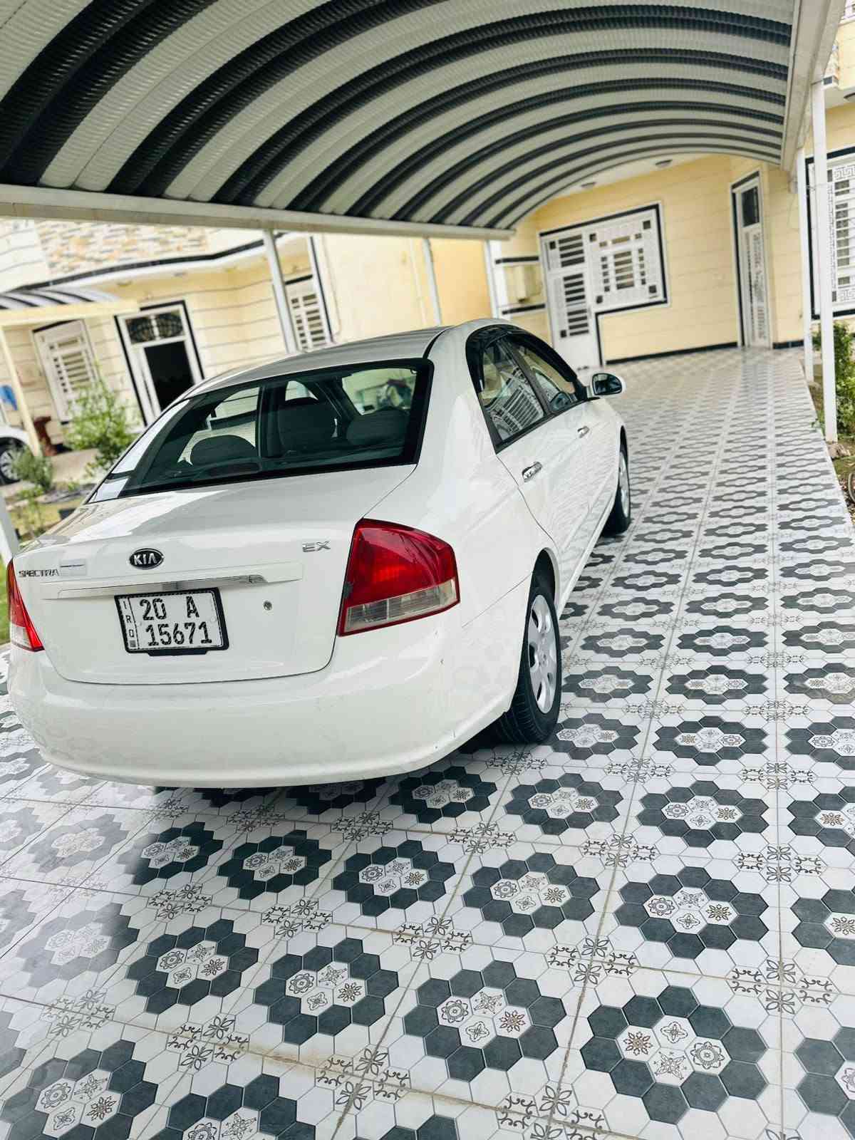 سبكتره • ٢٠٠٩ • بيه قطعه