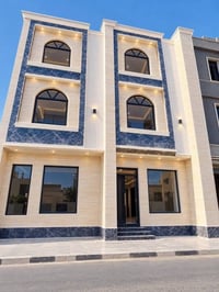 ٥٠م • ثلاث طوابق • حي الجهاد