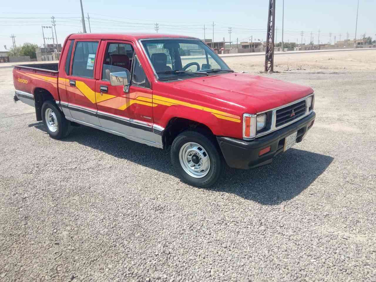 سلام عليكم بيكم مستوبيشي لبيع موديل 94 سياره جاهزه مكينه اربع ونجي كير عادي حداده جديد كهربائيه شغاله شاصي كفاله مكان البصره الدير الشافي  اتصال ***********
