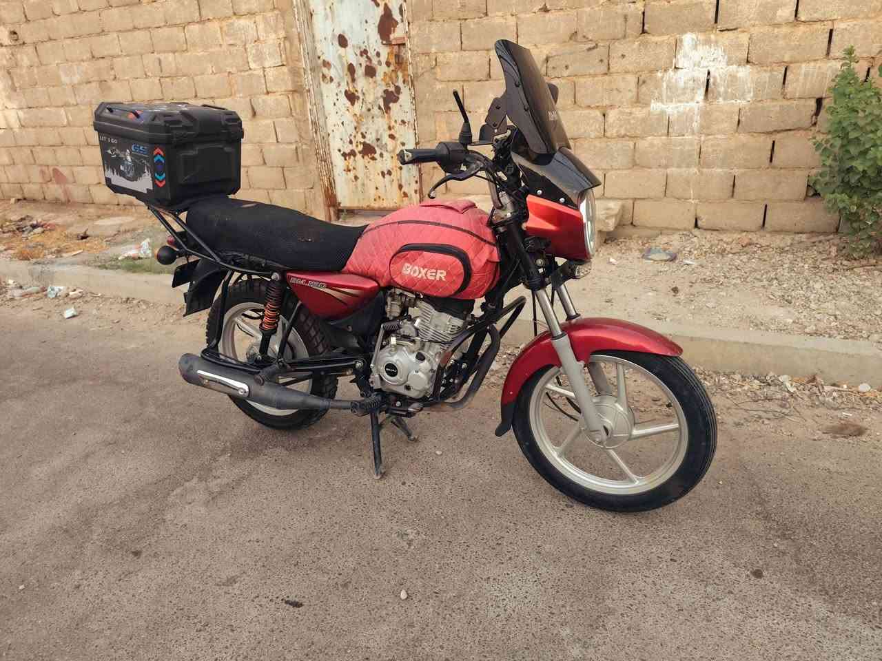 سكن بغداد كفاله عامه شخط مابيه برغي واحد مامفتوح بيهه بلاديه من تاير للتاير الصنع 2018البيع 2025 دراجه اخت زيرو دراجه بس للسوك وترجع ماشيه 1600فقط.  سعر مليون دراجه جديده أحله منل صور
