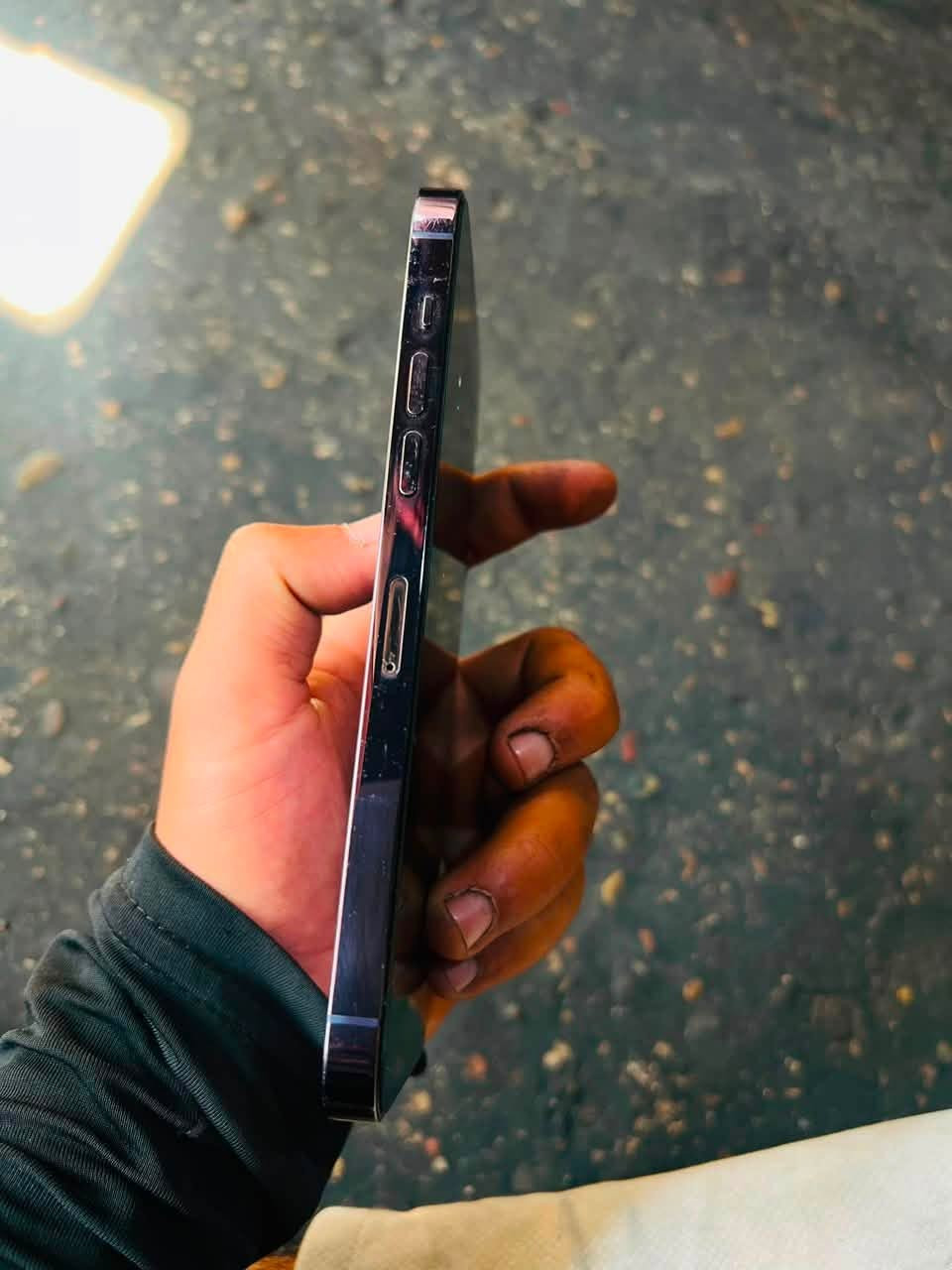 سلام عليكم
ايفون 14 برو ماكس
مبدل شاشه نوعيه حيل زينه وتجي وتشوف بعيونك
ذاكره 256 
بطاريه 77 
فيس ايدي شغال
دبل شريحه 
السعر 525 بي مجال ل طيبين
العنوان الرمادي قرب شارع الذهب او التاميم 30 تموز 
الرقم *********** واتساب
