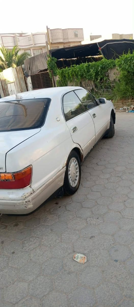 سياره بطه موديل ٩٢ بيها كصتين حداديه نص عمر رقمها نجف للاستفسار ***********
