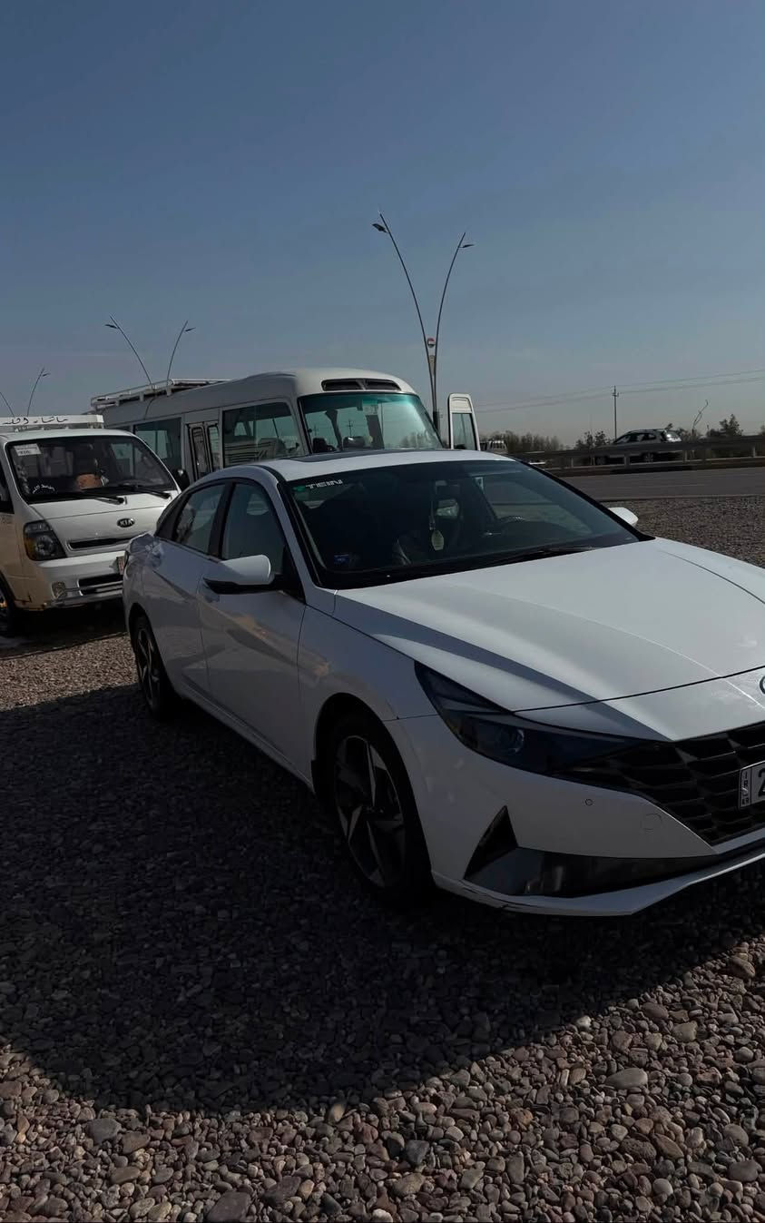 النترا موديل 2022 لون ابيض
ممشا 87،000
مكينه قير شاصي بحاله الوكاله 
فول موصافات مع فتحه بانوراما 
4 سلندر 
حجم المكينه 1.6
ثلاث وضعيات قياده  Normal ECO 
Sport
ضرباتها فقط باب الراكب و المدكر الخلفي

رقم التواصل ***********
