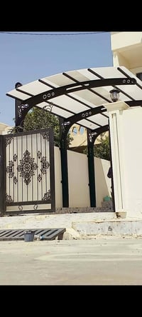 حداد متجول • كرفانات • قمريات