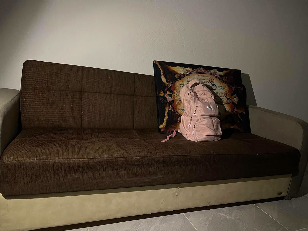 قنفاات ماركه ستقبال سعر ٢٠٠ زوليه قياساي طول300*2
عرض190*2 سعر ‭***********‬
