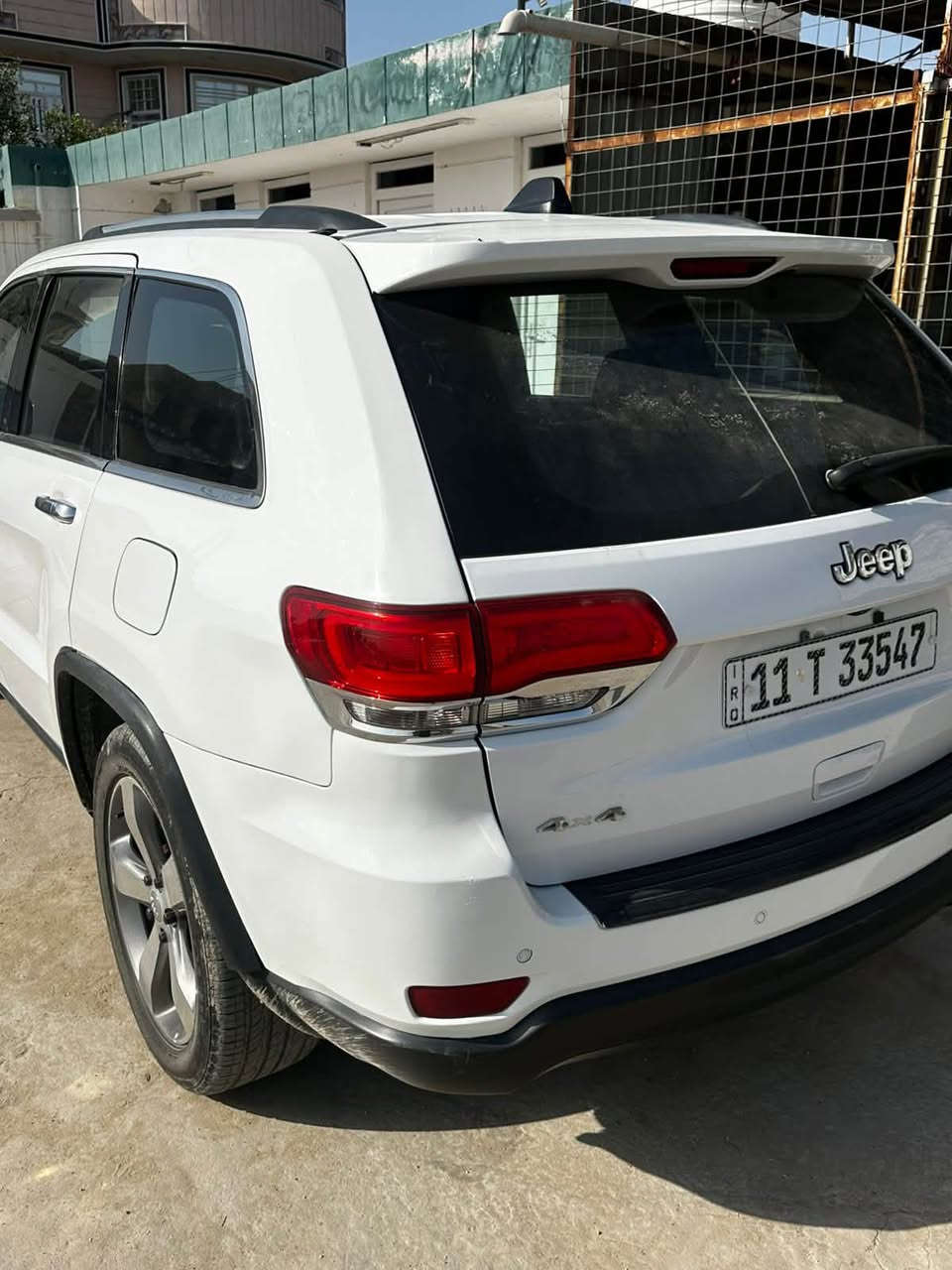 السلام  عليكم ورحمة الله وبركاته

‏‎‏‎       ——— لـلـبـيع  ——

جيب گراند شيروكي - Jeep Grand Cherokee

‏‎‏‎وراد امريكي .     —    بدون ايرباك 

‏‎‏‎الموديل           —    2015

فئة.                 —   لمتد

حجم المكينه   —     3600/ V6

‏‎‏‎اللون               —     ابيض     

‏‎‏‎المسافه المقطوعه — 14900mi

‏‎‏‎حاله السياره.    —    ( قبق جنطه )

‏‎‏‎المواصفات 

‏‎‏‎- بصمة تشغيل 

‏‎‏‎- بصمة أبواب 

‏‎‏‎-تشغيل عن بعد 

‏‎‏‎-ترحيب عند الاقتراب 

-رادار امامي 

-رادار خلفي 

-تحديد مسار 

-تنبيه قبل الاصطدام 

‏‎‏‎-كشنات جلد 

-كشنات اسود  جلد  80th

- شاشه ديجتال 

-ستيرن كهربائي 

-اناره محيطيه 

-اشاره بالمرايه 

-حساس خلفي ‏‎

‏‎‏‎-شاشه كبيره تدعم نظام الأبل كار باي ونظام الاندرويد

-شاشه عداد ديجتال

‏‎-دبل اكسل 

‏‎-اوتو ستوب

‏‎-وضعيات قياده 

‏‎‏‎-كشنات تدفئة ( اماميه - خلفيه ) 

-كشن السايق خزن ميمور

-كشنات اماميه تبريد 

-ستيرن تدفئة

‏‎‏‎- ستيرن بحركه كهربائيه 

‏‎‏‎- تبريد مركزي 

‏‎‏‎- بگ لايت LED 

‏‎-صندوق كهربائي 

‏‎‏‎-كرسي السايق والراكب بحركة كهربائيه 

‏‎‏‎-تحكم ستيرن جهتين 

‏‎‏‎-تحديد سرعه 

‏‎‏‎-مانع انزلاق 

‏‎‏‎-ليد نهاري

‏‎‏‎-كامره خلفيه دواره 

‏‎‏‎باقي المواصفات المعروفه 

‏‎‏‎السعر            — 175  

‏‎‏‎رقم السياره    — بغداد انكليزي    

‏‎‏‎موقع  السياره — بابل 

‏‎‏‎للأستفسار.     — ***********
