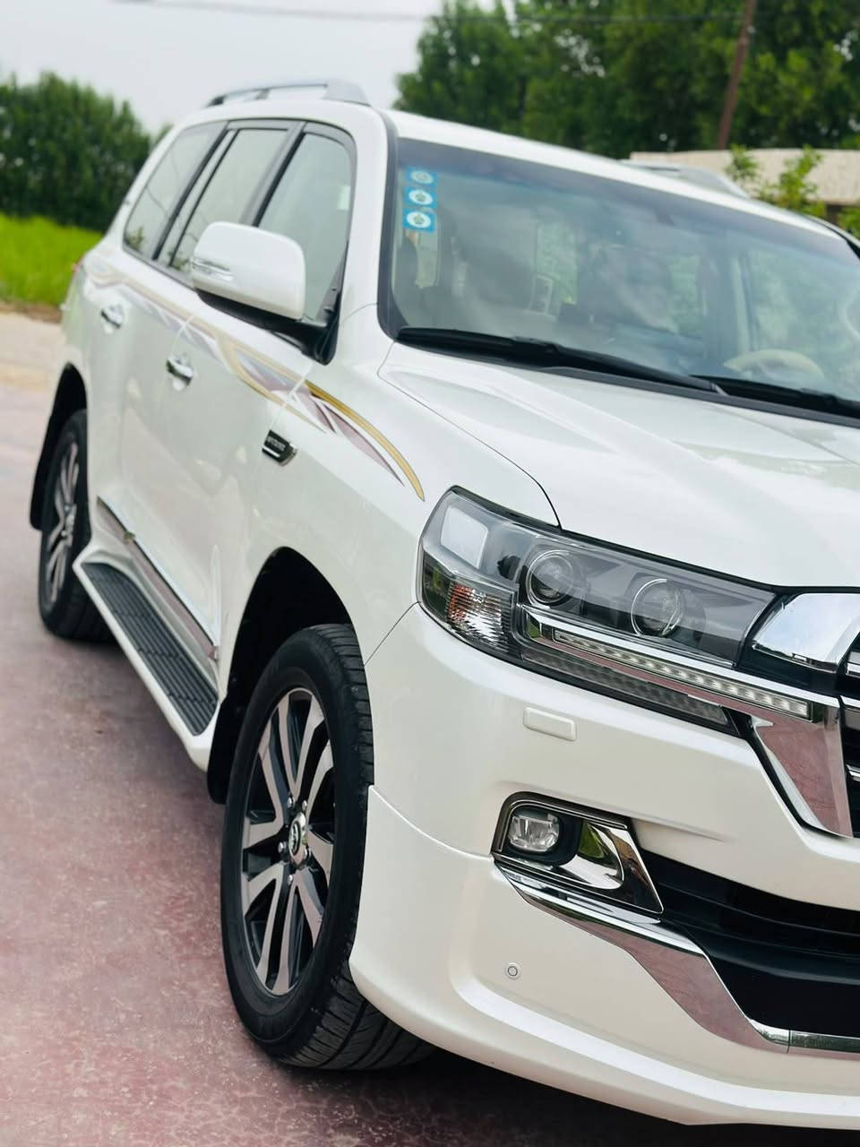 لاندكروز • ٢٠١٩ • رقم بغداد