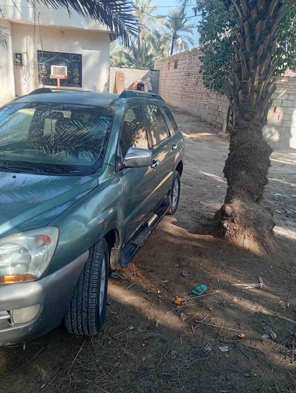 السلام عليكم للبيع كيا سبورتج موديل 2007 رقم بغداد تحويل مباشر مكينه 2700سته سلندر تبريد ثلج بيه صبغ احزام سعر سياره 81ورقه وبيه مجال سياره بيه نقوصات قليله مكان سياره كربلاء قضاء الحسينيه رقم الهاتف ***********
