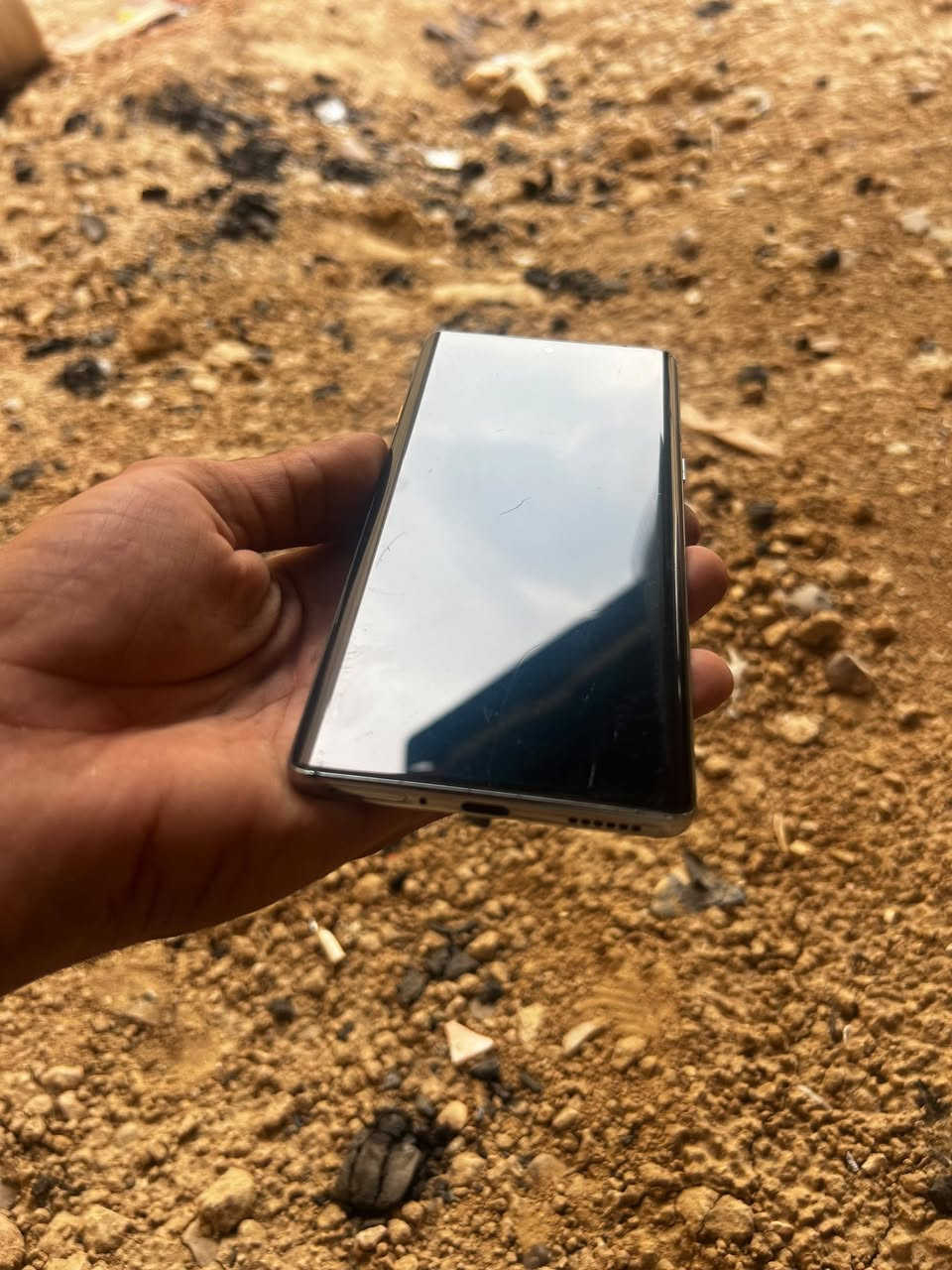 تكنو كامون 40 برو • ٢٥٦ جيجا • رام ٨+٨