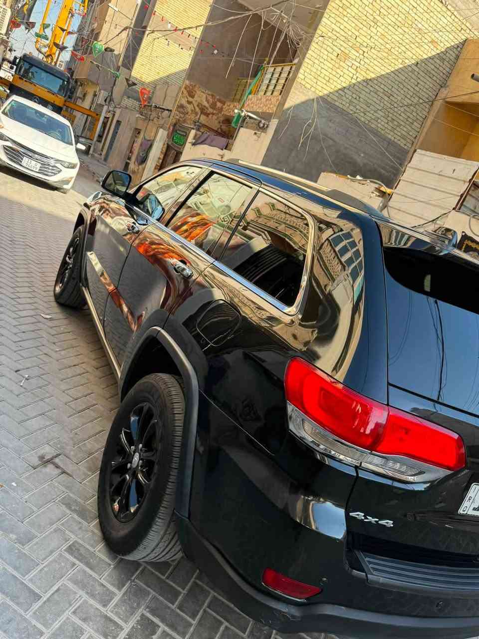 جيب موديل 14 وارد امريكي
تفاصلها على الخاص 
رقم ديالى بسمي 
***********
