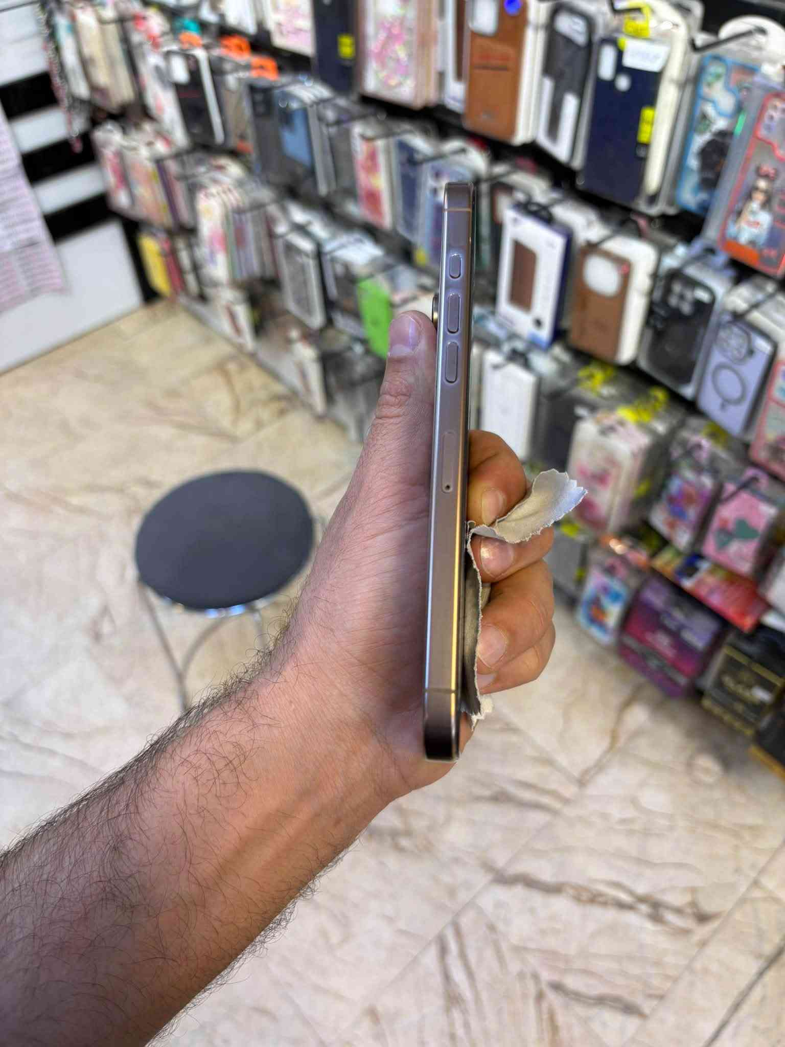 السلام عليكم
Iphone 16 pro max 256GB
نظافة ‎%‎
بطارية 90
مكفول من التصليح ومن أي خلل ومن أي ضربات
باكيت فقط
السعر مليون و250 قفل
مكاني بغداد العامرية
***********

نص مكتوب في الصور:
- ٧:٠٣
- حالة البطارية
- >
- عادية
- تعمل بطارية iPhone هذه على النحو المتوقع. حول البطارية والضمان...
- الحد الأقصى للقدرة
- ٩٠٪
- هذا قياس لقدرة البطارية مقارنة بقدرتها عندما كانت جديدة. قد تتسبب
- القدرة المنخفضة بتقليل ساعات الاستخدام بين عملية الشحن والأخرى.
- عدد الدورات
- ٦٧٨
- هذا هو عدد مرات استهلاك iPhone لقدرة البطارية. معرفة المزيد...
- تاريخ التصنيع
- آب ٢٠٢٤
- أول استخدام
- تشرين الأول ٢٠٢٤