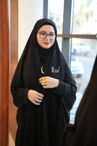 عباية جرجيت • أسود فحم • خياطة مضبوطة