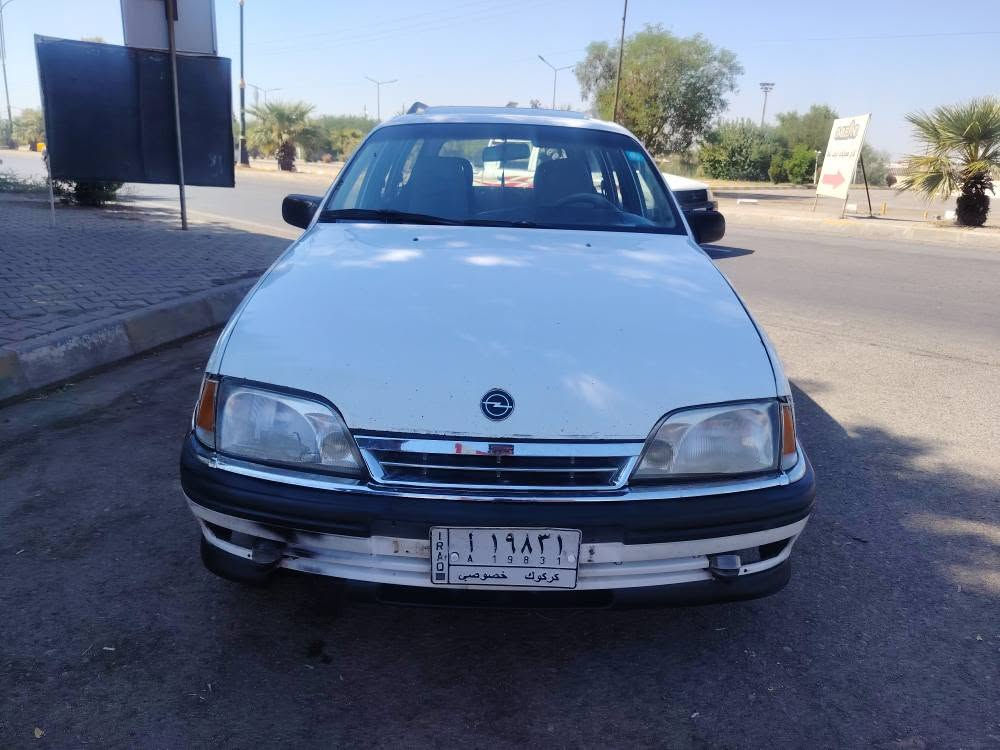 سياره اوبل اوميكا موديل 92حجم20 سياره نظيفه جدا كولشي مابي شرط بدون ضربه سنويه مشروع وطني لل 2030 بي دفتر بنزين كهربائية كلها شغال تخم صدر جديد سعر 25وبي مجال بسيط عنوان كركوك رقم هاتف *********** كركوك, العراق
