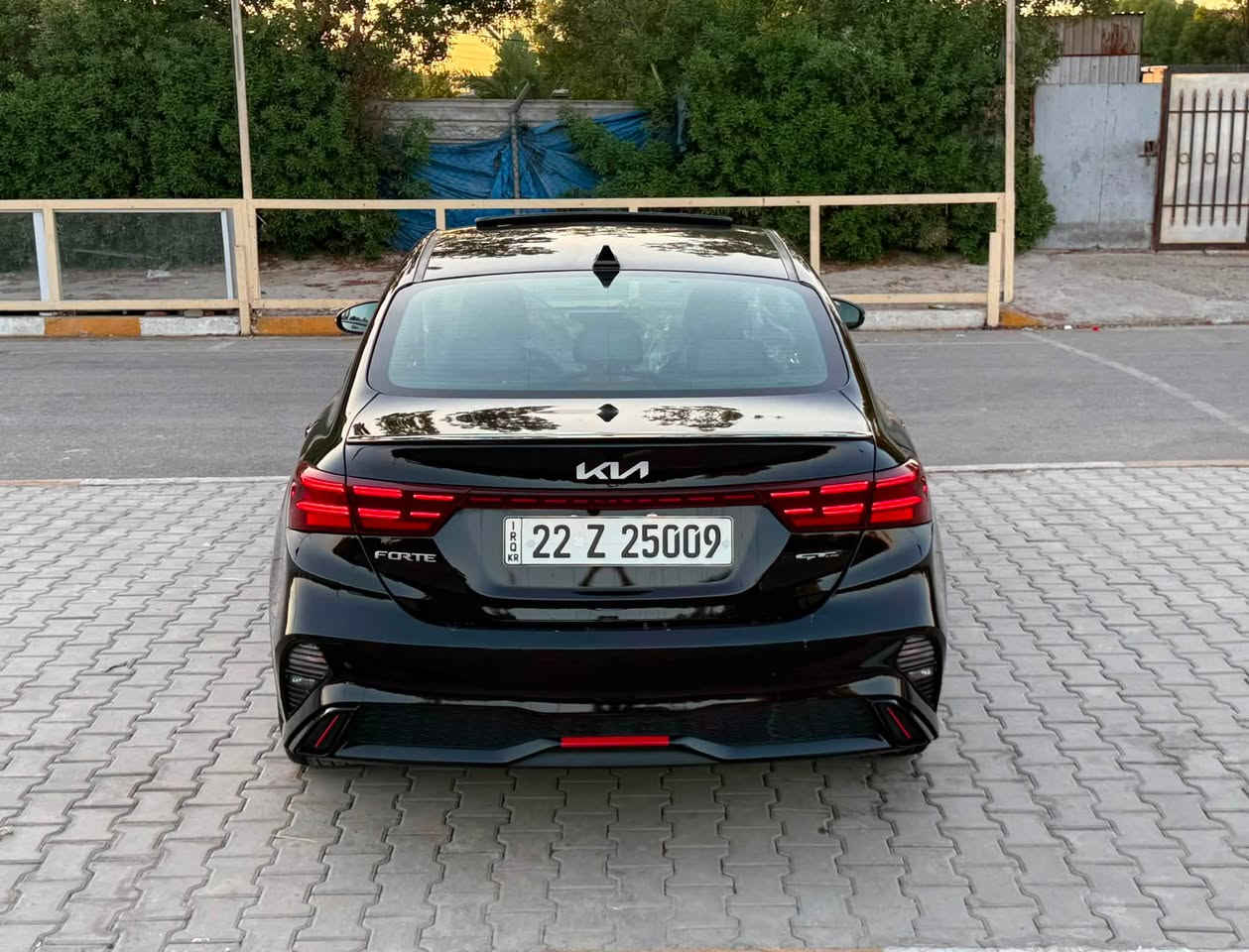 السلام عليكم 🙋‍♂️ ‭***********‬
( 🔥 السياره  فوول للاخير لا تقارنه بعاديه 🔥)
كيا فورتي 2024 امريكي جيتي لاين GT LiNE 
1/1 محرك 2000 ..ضرر واضح بل منشور 
جاملغ وباب وحافة البنيد 
❌ بدووون ايرباك جميع الايرباكات سليمه ❌
بدون دواخل لغد شاصي بدنه براكيت راديترات تبريد كله بلادي حادث صاير جانبي مو بل بجم
فقط هذا الحادث الباقي مكفول ماشيه 19 فقط 
رقم اربيل جديد هزه فحص سنويه لحد 2031
تريد وكاله او تحويل موجود
مواصفات جيتي لاين فول 1 / 1 

🔹 محرك 2000 DOHC دوش المرغوب
🔹فتحه ( سلايد روف )
🔹 بصمة تشغيل + أبواب + جنطة
🔹 تشغيل عن بعد⚡️
🔹 جنطة ذكية تفتح عند الاقتراب🚶🏻‍♂️
🔹 كشنات جلد كهرباء مختمه GT 
🔹 كشنات  تبريد🔵 / تدفئة 🔴
🔹تبريد خلفي❄️
🔹 شاشة لمس كبيره 9 انج 🔹 
تدعم  Auto Android + CarPlay 📍 GPS
🔹شحن تلفون 📲 لاسلكي
🔹سماعات🔊 سستم harman/kardon
🔹 رادار أمامي + خلفي + جانبي
🔹 نظام النقطة العمياء ⚠️
🔹 تحديد مسار + سياقة ذاتية 
🔹 توقف عند الاقتراب🚫
🔹 كامره خلفيه
🔹لايت + كشاف LED
🔹 بك لايت LED
🔹 تحكم كامل بالستيرن
🔹 كروز مثبت سرعه 
🔹 3وضعيات قيادة Smart/ Sport/ Normal)
🔹نظام Auto Hold
🔹هاند بريك بصمه ⚡️
🔹ا  ABS + مانع انزلاق                                  
🔹 حساس ضغط إطارات
🔹 منافذ USB / AUX / 12V
🔹 ويل كب 17 كروم
🔹دوسات جانبيه ودعاميه GT
⸻السعر 159
رقمي ‭***********‬
