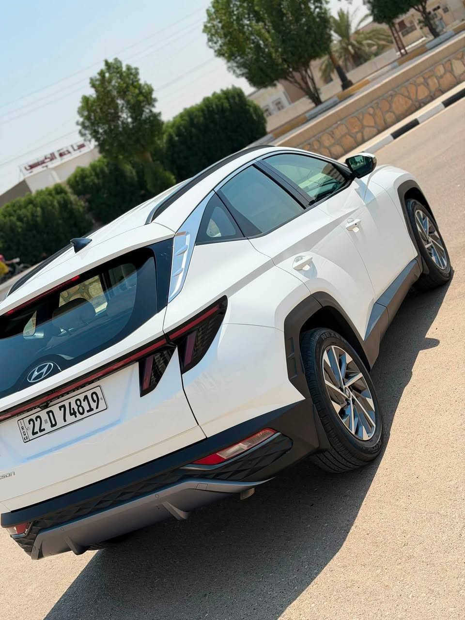 على بركة الله
توسان 2022
خليجي ورقم اربيل وتحويل مباشر 
السياره بحاله الوكاله كفاله عامة من دعامية لدعامية عدا رصعه بسيطة بالصندوك موضحة ب اخير صوره 

بصمة 
وكرسي كهرباء 
اوتو هولد 
هند بريك بصمه 
حساس امامي 
حساس خلفي 
وباقي المواصفات المعروفة 
مكان السياره الرمادي 
السعر 185 وبيها مجال 
***********
