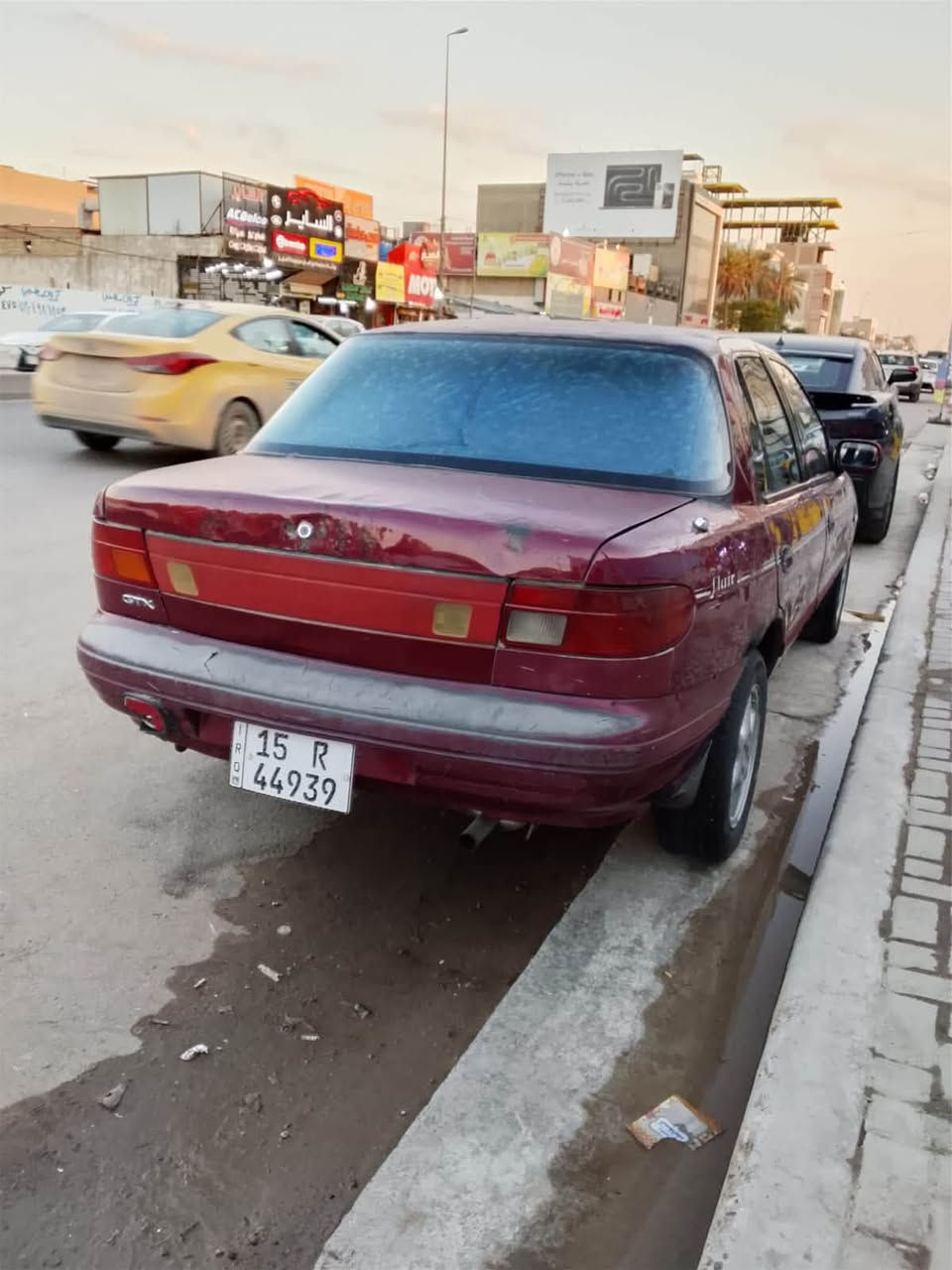 السلام اعليكم كيا سيفيا موديل 1995 كير عادي سيارة خير من الله شلعة وبطناش كلش قوية جاهزة من كلشي رقم انبار مشروع وطني السعر 19 ورقة  عنواني بغداد نفق الشرطة  راسلني خاص بيك خير تدلل ***********
