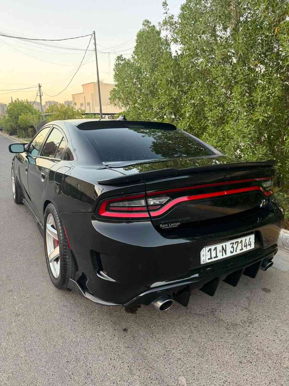سلام عليكم
جارجر 2022 SRT للبيع 

مواصفات 

فول عدى الفتحه 

حادث 2 صبغ 1 كلير من امريكا 

ستوك بلادي بدون تزويدات على وضع الشركه حته حجر موجود 

رقم بغداد بسمي 

شرط المكينه كفاله  6400
 

كير كفاله تخم تاير جديد 

ويل نجمه 2 سايز خسفه قويه 

مكان بغداد الكرخ 

السعر 199 بيه مجال بسيط 

الاستفسار ***********
