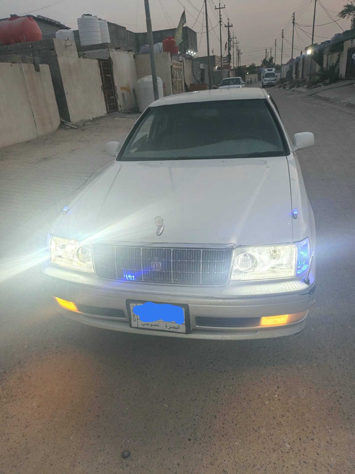 راس الثور فلات موديل 1998 رفم بصره تحويل وين مايعجبك
محرك 2500فيشتين ام الكلاص الاسود جديد
كير اكسل كفاله
مكفول من النقل والكص وتجيه والحادث  والأصوليات كفاله
لايت زنون 
لوحه عدادات ليزريه
كشنات كهربائيه
حداديه100/100
كهربائيات كلها شغاله 
تحويل ثاني يوم 
السعر88وبيها مجال حك الجيه
العنوان بصره سفوان***********

نص مكتوب في الصور:
- ٥:٠١ م