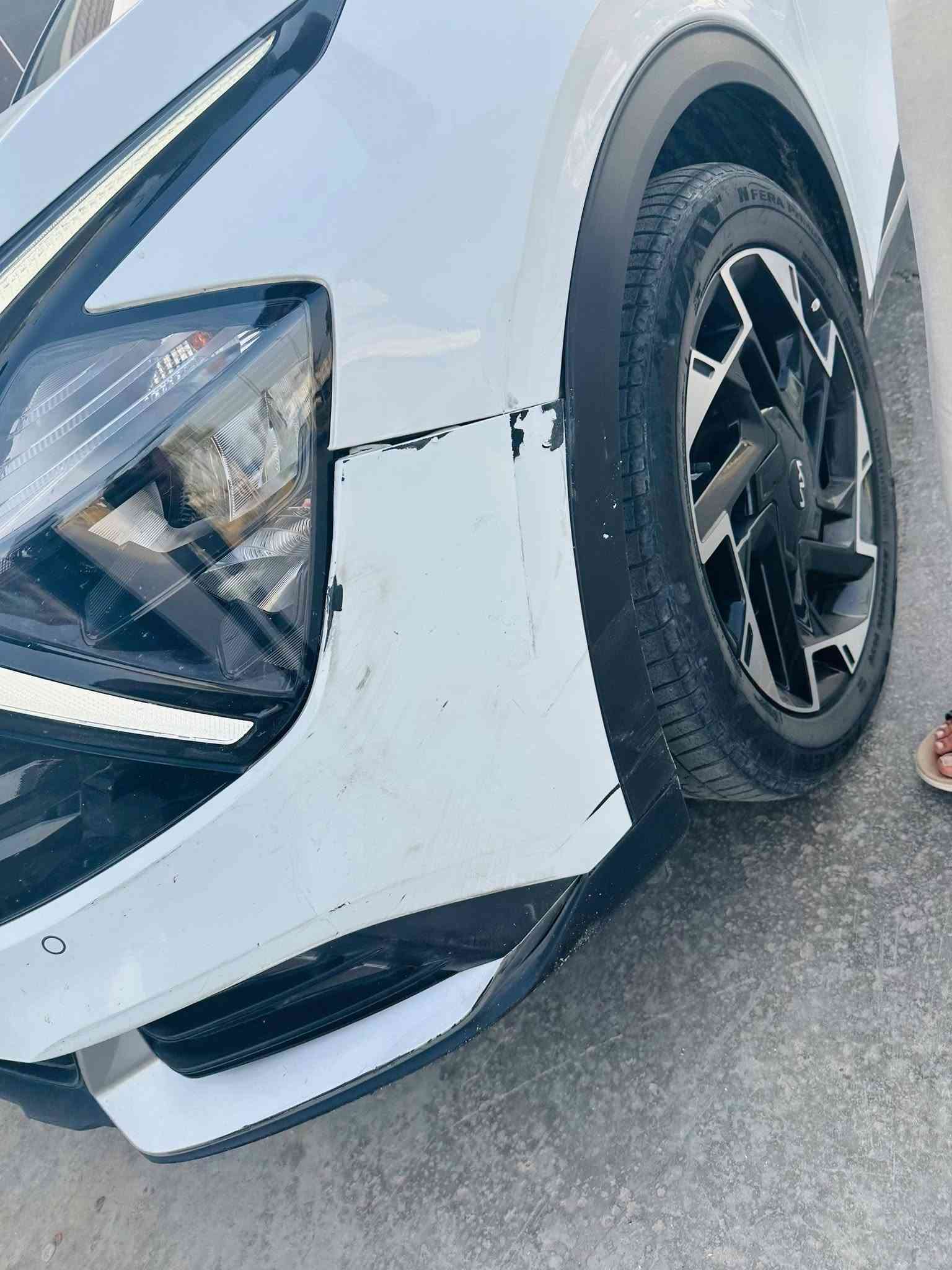 كيا سبورتج 2023 خليجي

ماشية 16 الف

رقم بغداد 

محرك 2000 DOHC

بصمة  تشغيل عن بعد + ترحيب 

شاشة اصلية Apple CarPlay, Android CarPlay

حساسات امامي خلفي

كامرة خلفية HD

الكشنات الامامية كهرباء ثلاث حركات

تدفئة ستيرن و الكشنات الامامية 

تبريد قطعتين 

منفذ شحن USB مع منفذ Type

شحن هاتف وايرليس Wireless Car Charger

تحكم ستيرن جهتين مع شفتات سرعة 

مانع انزلاق مع اوتو هولد مع مثبت سرعة  Cruise, Auto Hold, ABS

اربع انظمة قيادة Smart

 +المري شفط

لدات اماميه مع لدات خلفيه 

سبيره العده ع وضع الشركه مانازل 

ضمان شركه الدولية 

السيارة مرتبه ونظيفة 

سعر السيارة 208 ورقه

***********

التواصل على واتساب

مكاني  بغداد.
