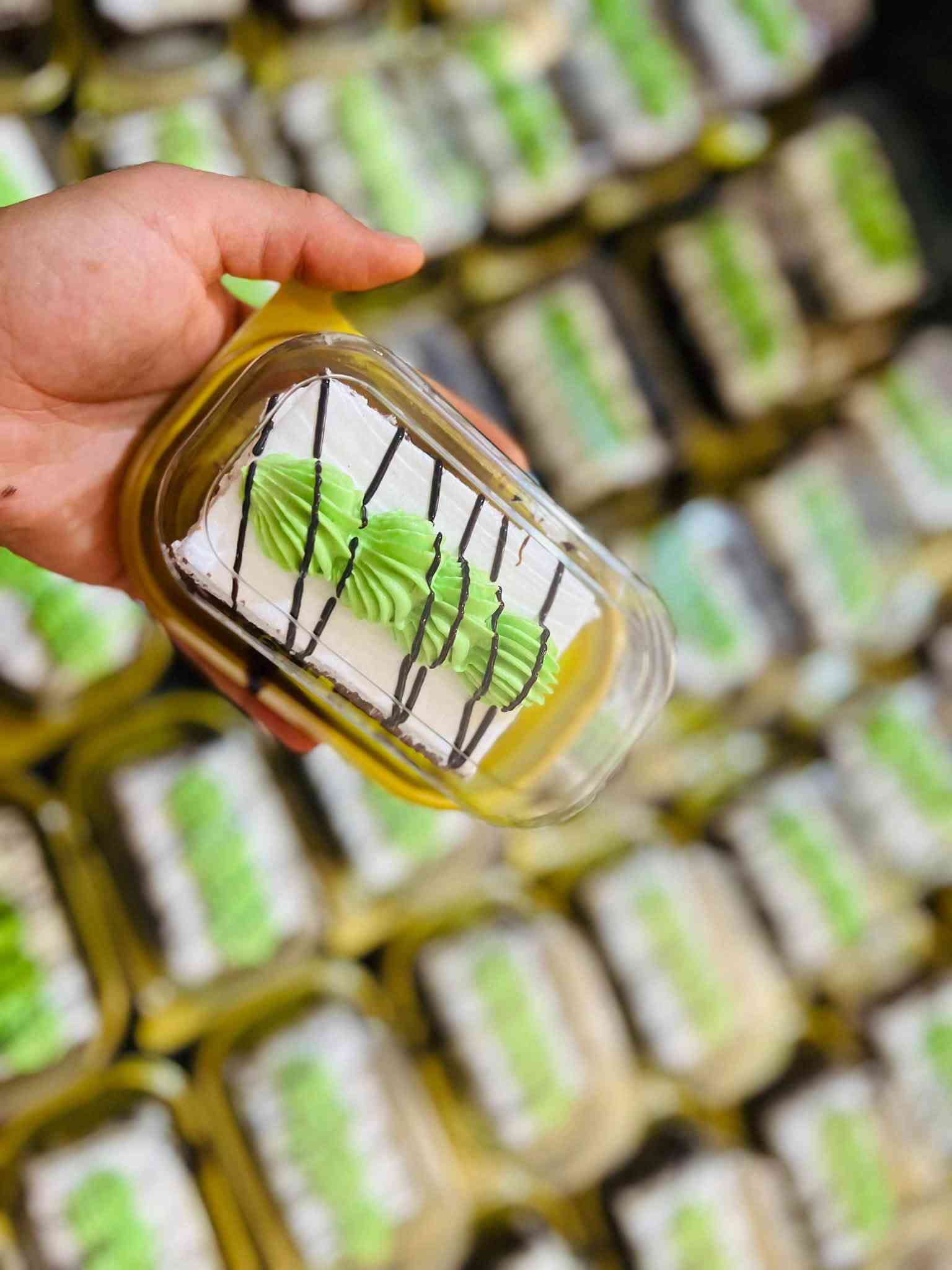 علب كيك 🍰 
حسب الطلب✅

الحجز مفتوح ✅✅

للطلب والاستفسار المراسله خاص او ع الواتساب على الرقم ***********

العنوان بابل الحمزه الغربي توجد خدمة توصيل داخل الحمزه والهاشمية والقاسم والمناطق القريبه ❤️
