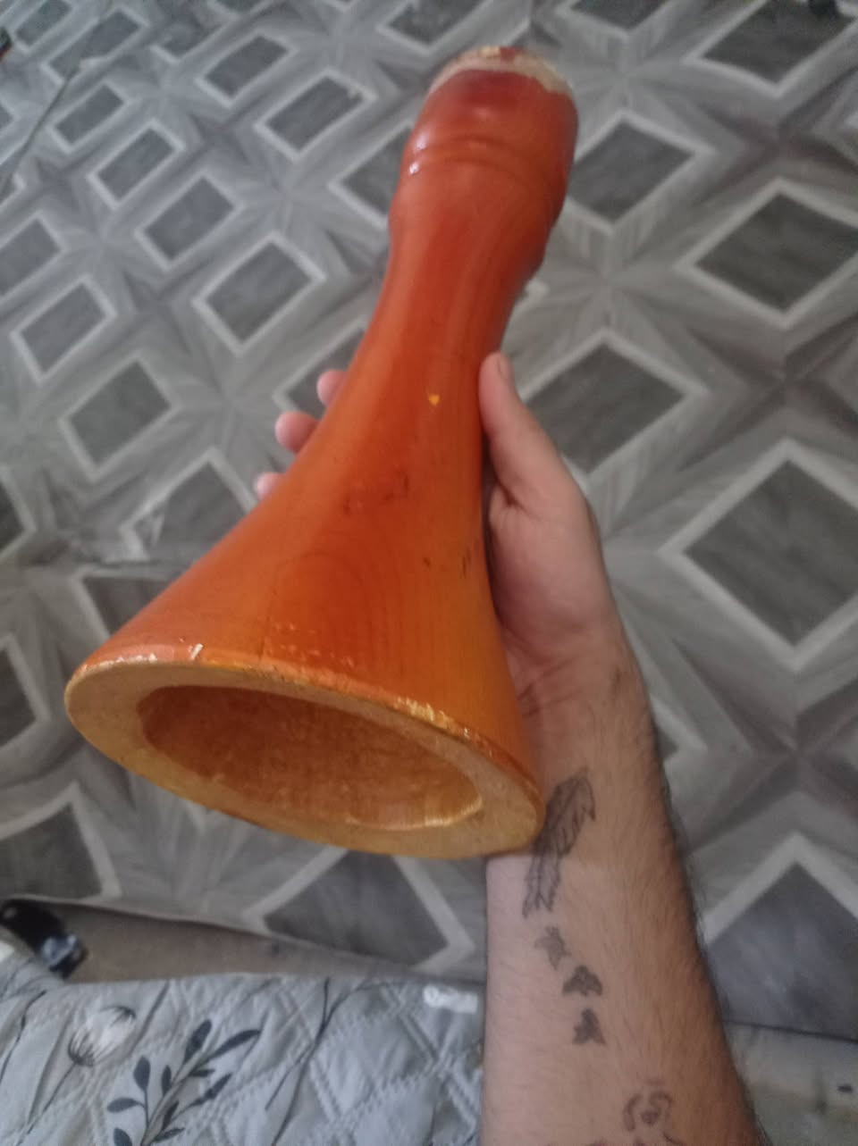 خشبه اصليه للبيع مكان النجف ***********
