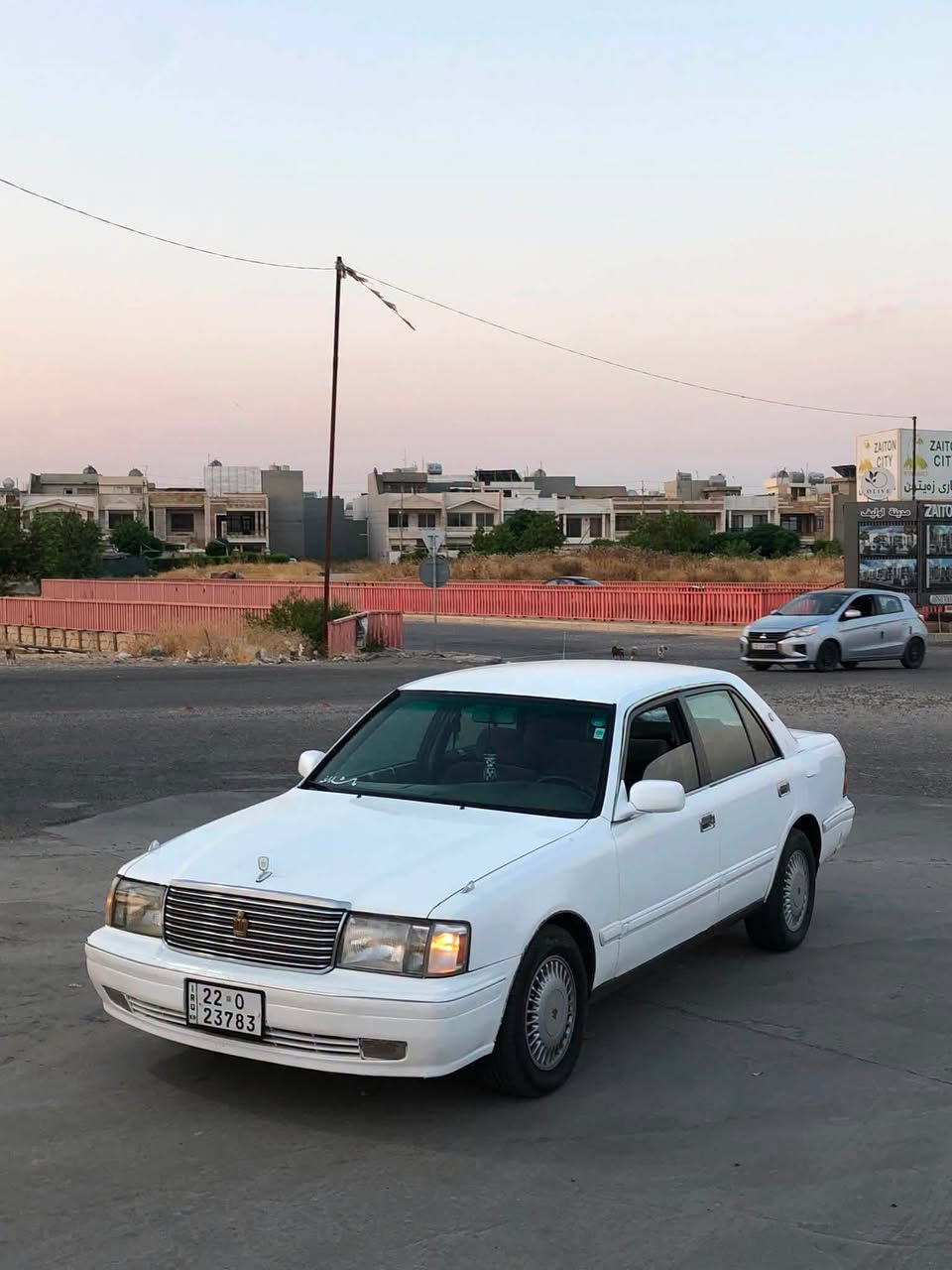 السلام عليكم كراون راس الثور موديل 98 جير ومكينه بشرط تبريد شرط مقفوله من القص والتحوير ترهم بيعه مراوس عنوانها بغداد رقم اربيل تحويل ثاني يوم مصبوغه عام جماليه باقي كله بشرط***********
