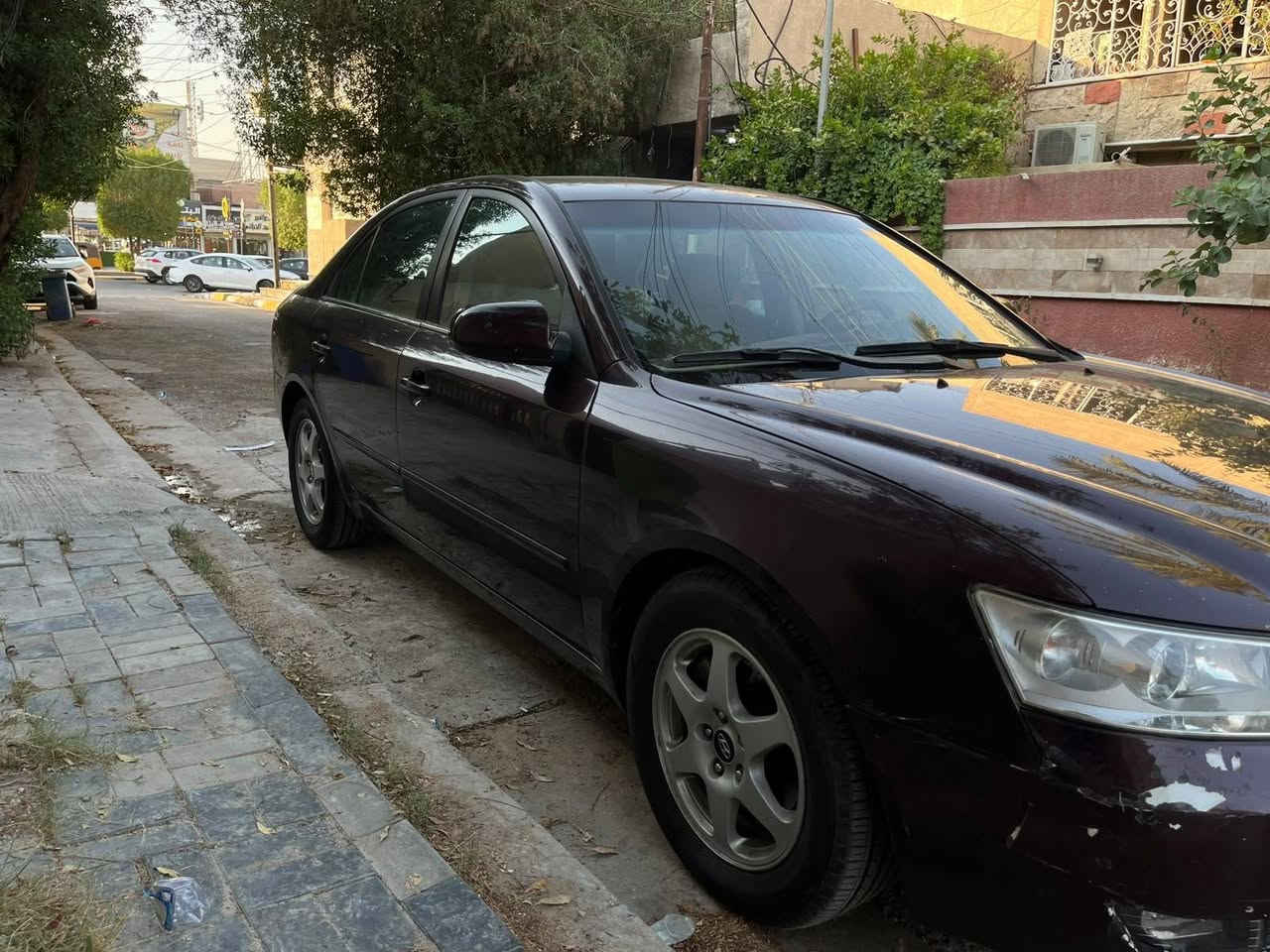 سلام عليكم سياره سوناتا موديل 2006 وارد أمريكي وحادثها جاملغ امامي بدون دواخل تبريد شغال صدرها جديد وماشيه 100 ألف 
السعر 90
رقم الهاتف واتساب ***********
