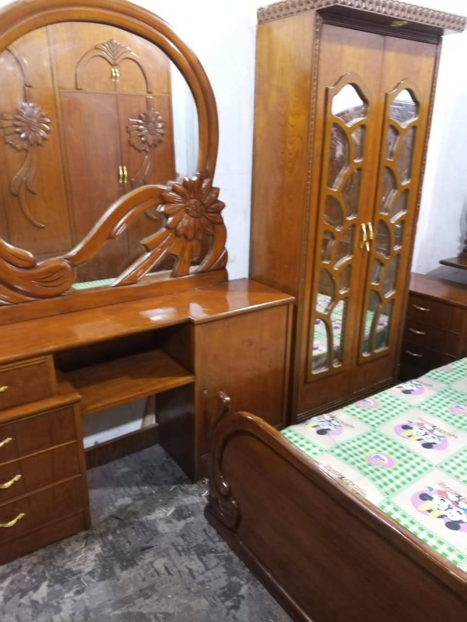 650غرفه ست ابواب صاج داخل وخارج 5ملم الزاويه كنتوريه ضهر جرجوبه بغداد الحسينيه مال الراشديه وعندي توصيل ***********
