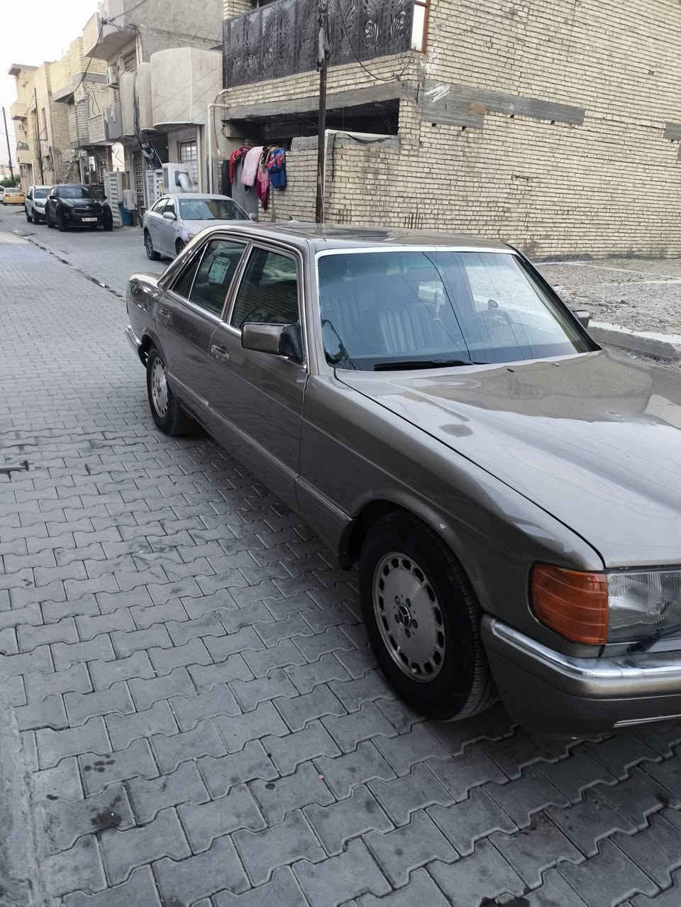 مارسدس جامبو محرك وكير بلادي  مكفول تبريد شغال السياره بسمي رقم بغداد السياره جاهزه مايحتاجلها شي السعر 65وبيها مجال مكاني بغداد رقم ***********
