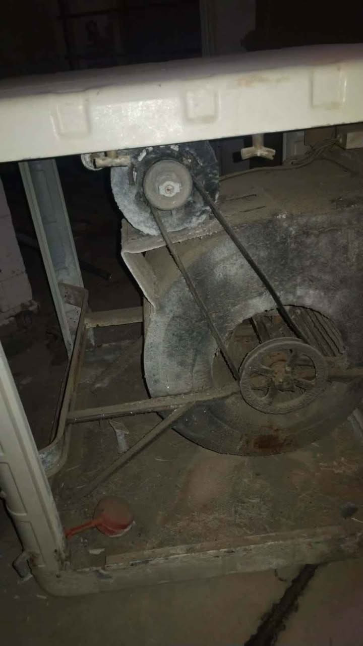 مبردتين نضاف شوفت العين ثنينهن 150 الف قفل نجف دور الهنديه *********** النجف, العراق
