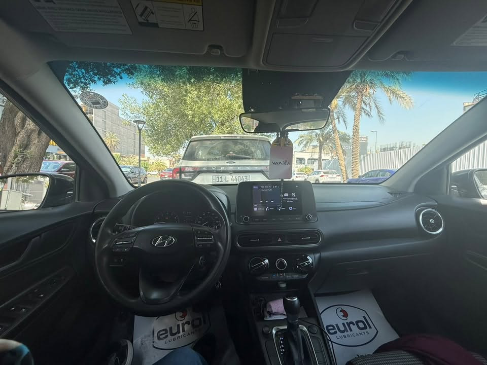 هونداي كونا 2022 وارد امريكي محرك 2000 ماشيه ٨١ الف كيلو
مواصفات عاديه شاشه حساسات كامرا تحكم ستيرن حادثها جاملغ وشويه باب  صور الحادث والسونار موجوده رقم اربيل باسمي
السعر ١٢٦ وبيها مجال 
***********
