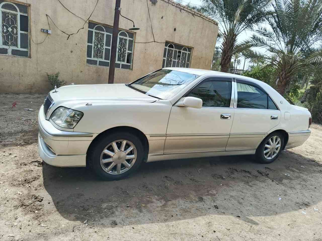 تويوتا كراون • غماس