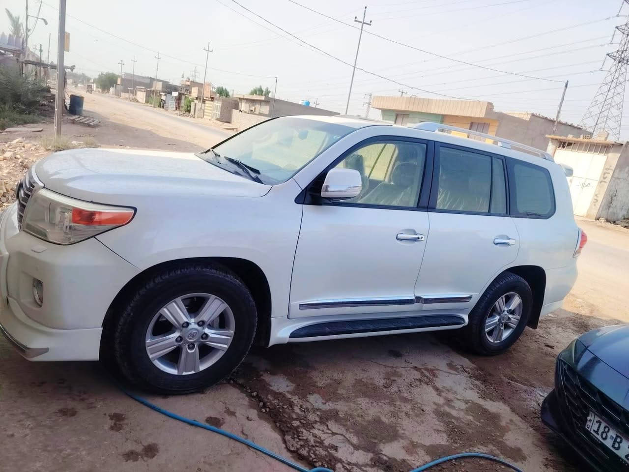 لاندكروزر • ٢٠١٥ • بابل