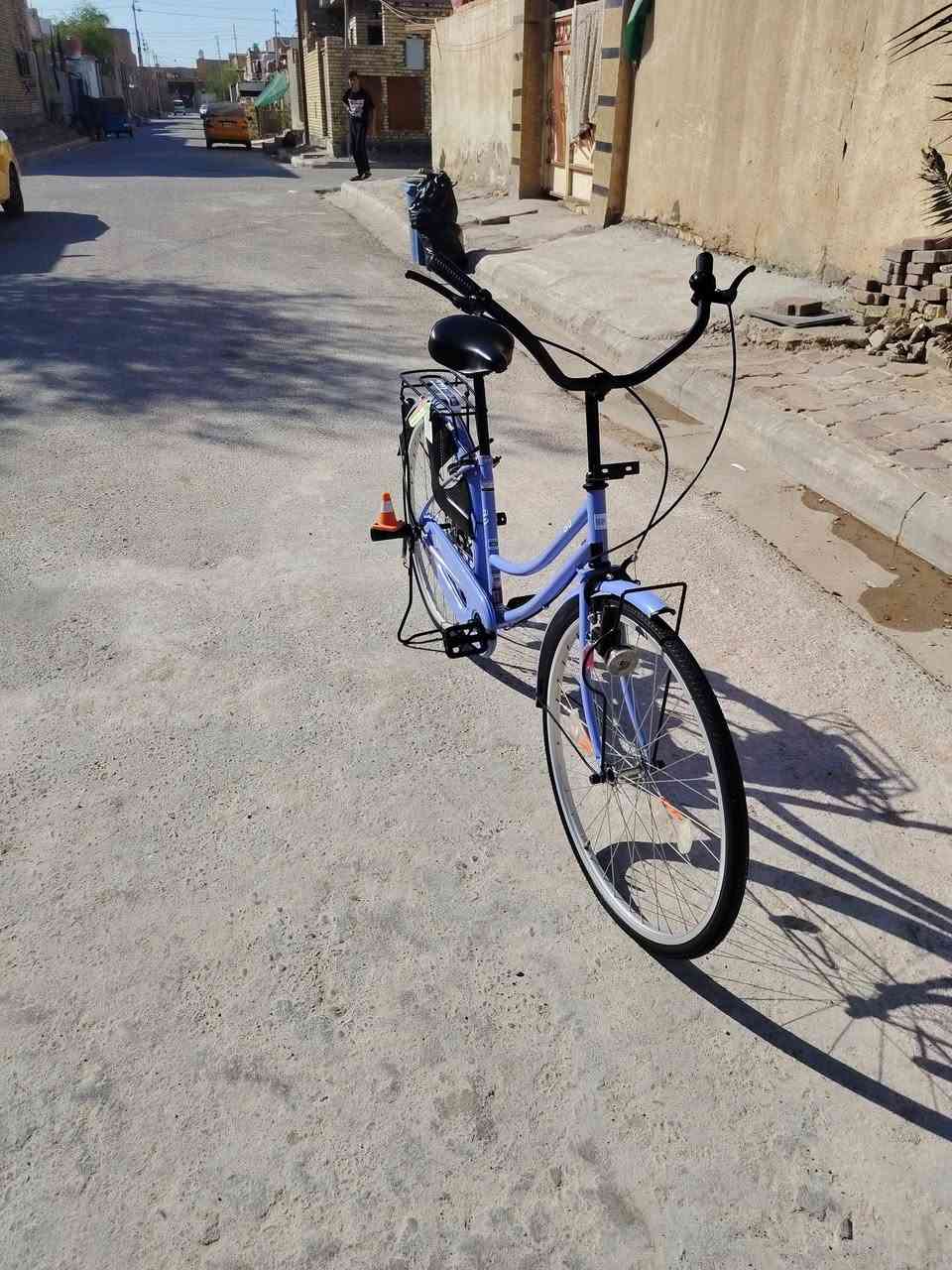 السلام عليكم بيع بسكلا حجم 26    المديل 21  السعر ١٥٠ وبي مجال التصال   ***********
